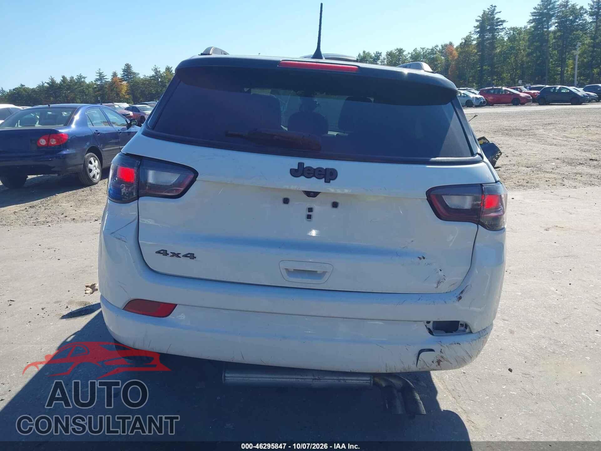 JEEP COMPASS 2022 - 3C4NJDCB7NT203324