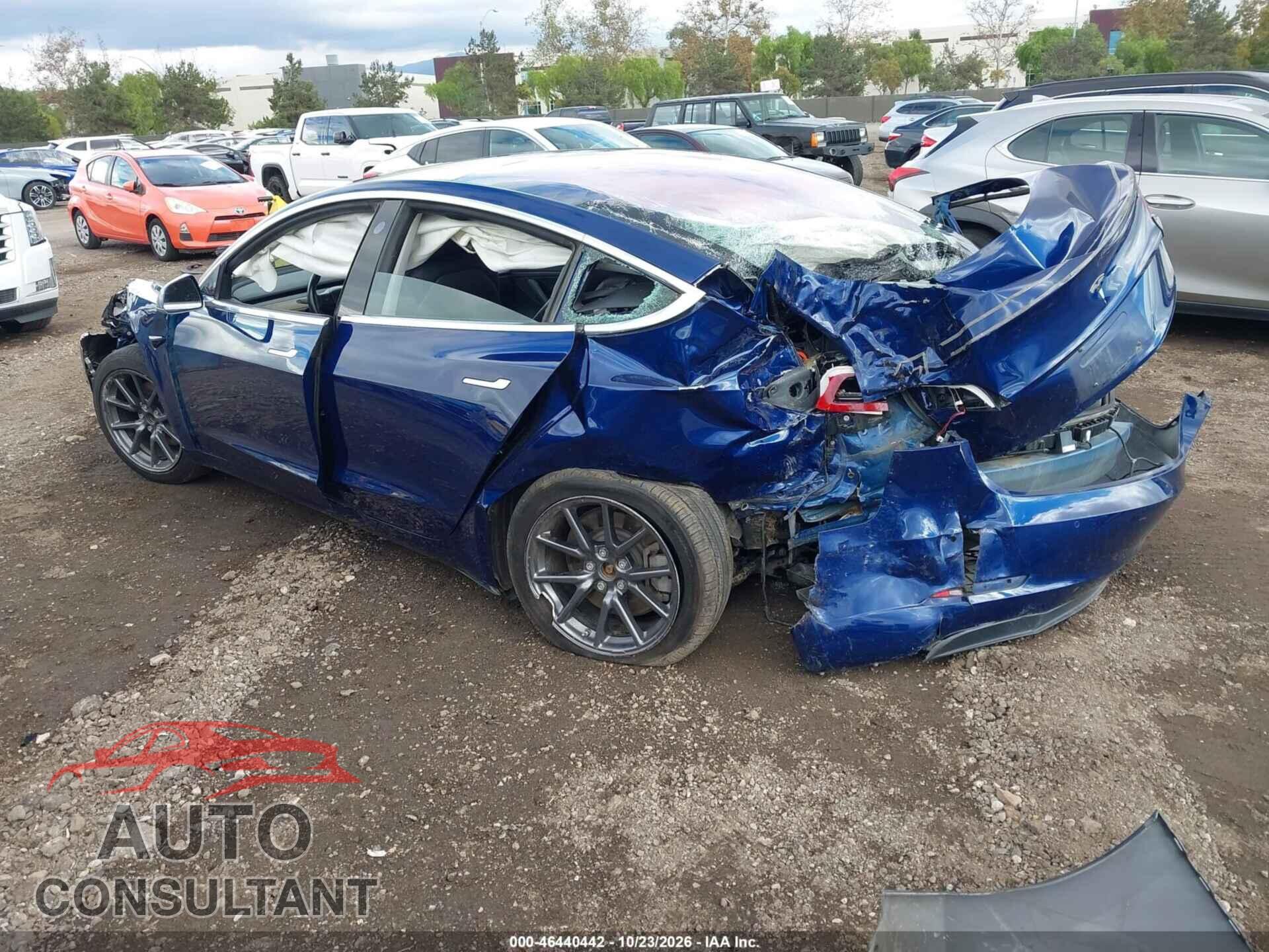 TESLA MODEL 3 2018 - 5YJ3E1EA5JF019460