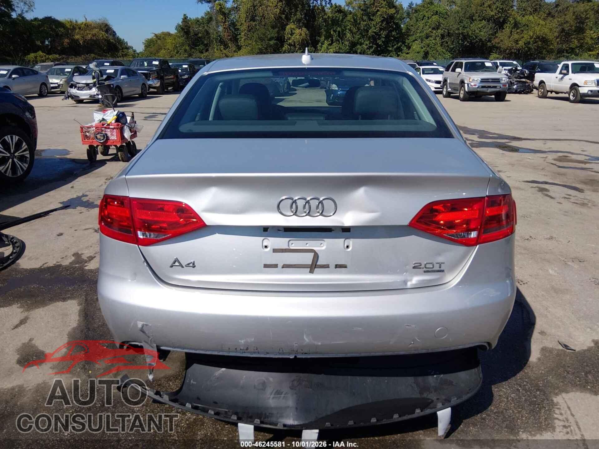 AUDI A4 2012 - WAUDFAFL6CA111395