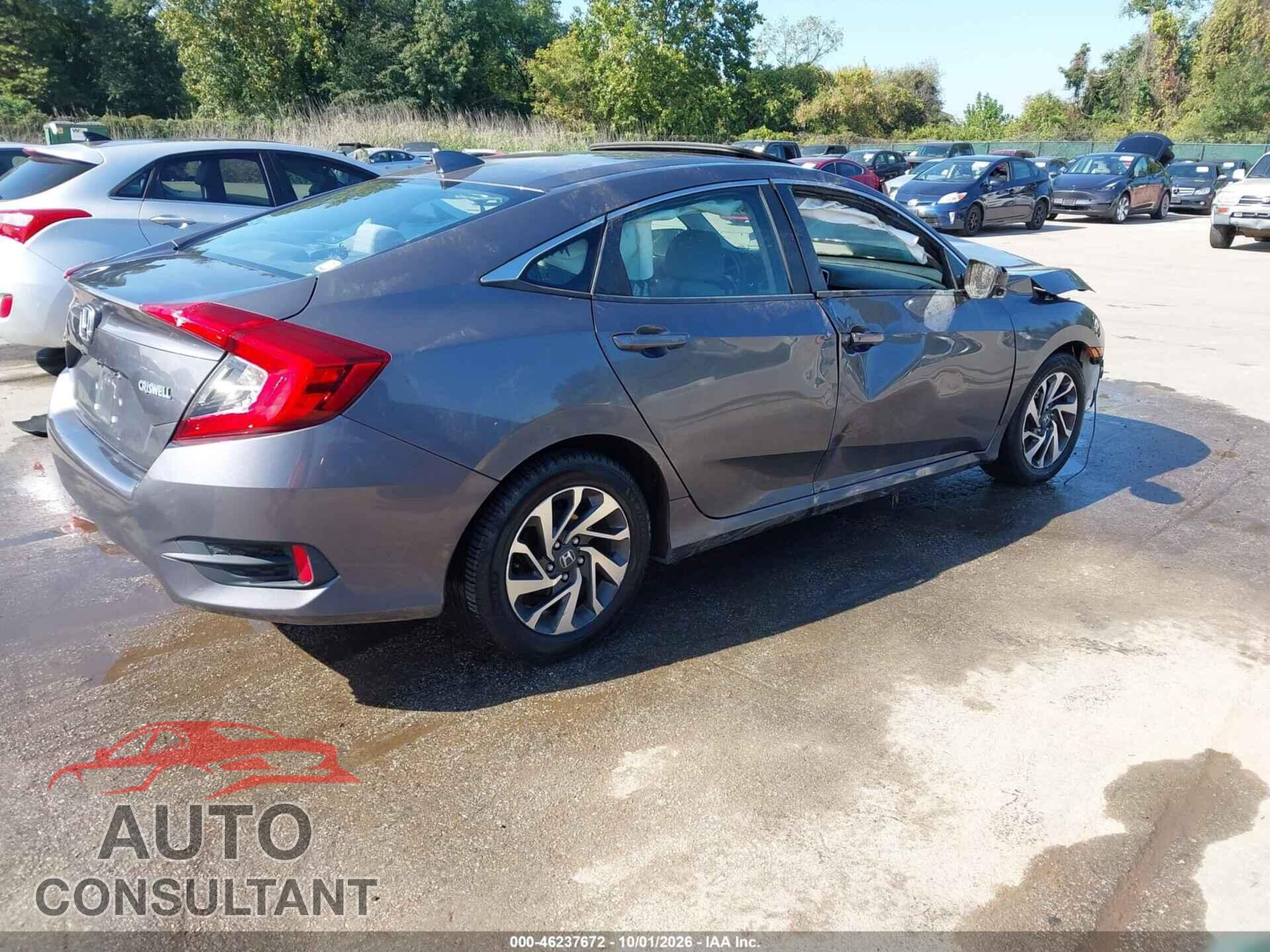 HONDA CIVIC 2018 - 2HGFC2F76JH578197