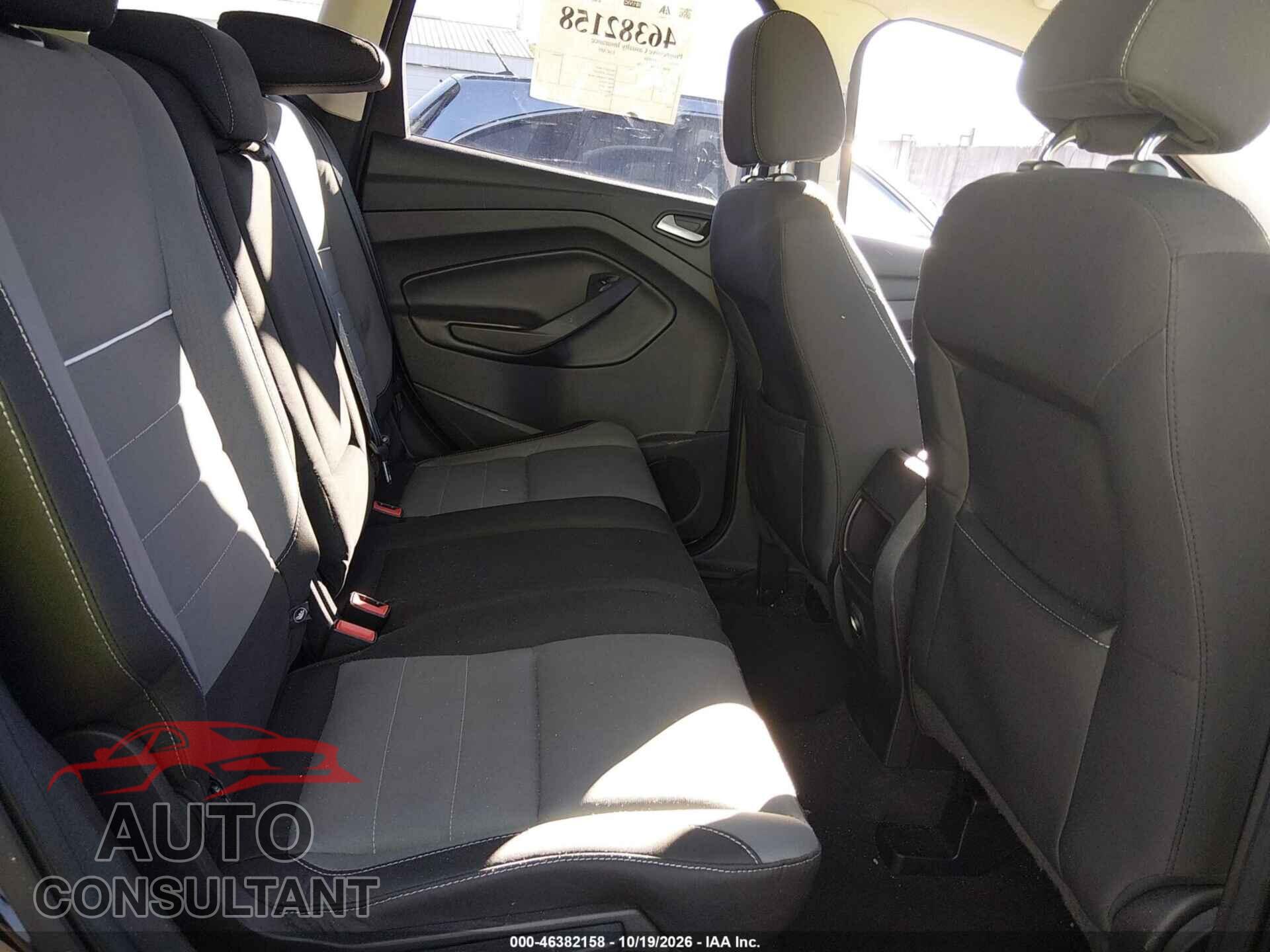 FORD ESCAPE 2015 - 1FMCU9GX4FUA14070