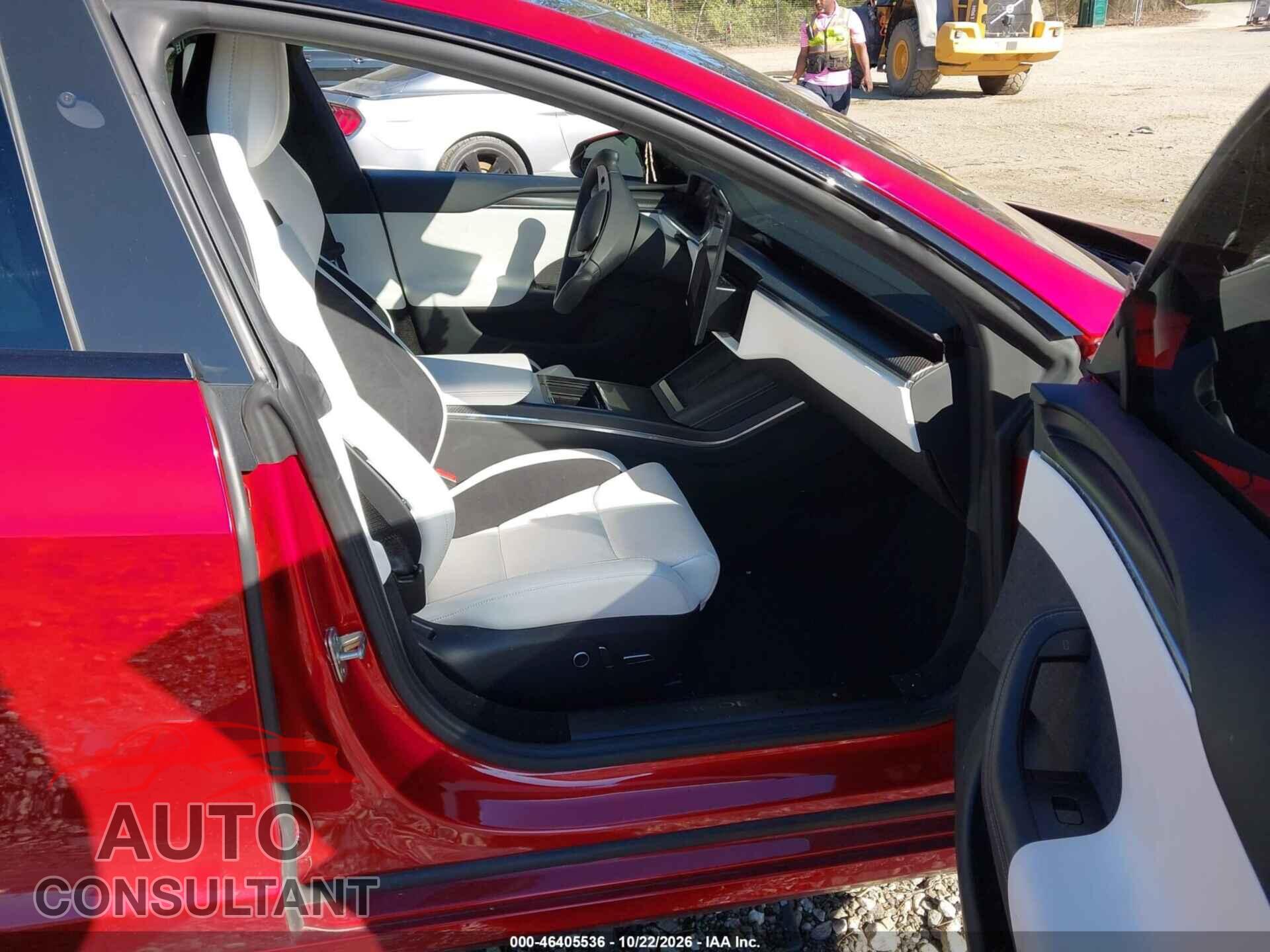 TESLA MODEL S 2024 - 5YJSA1E61RF539850