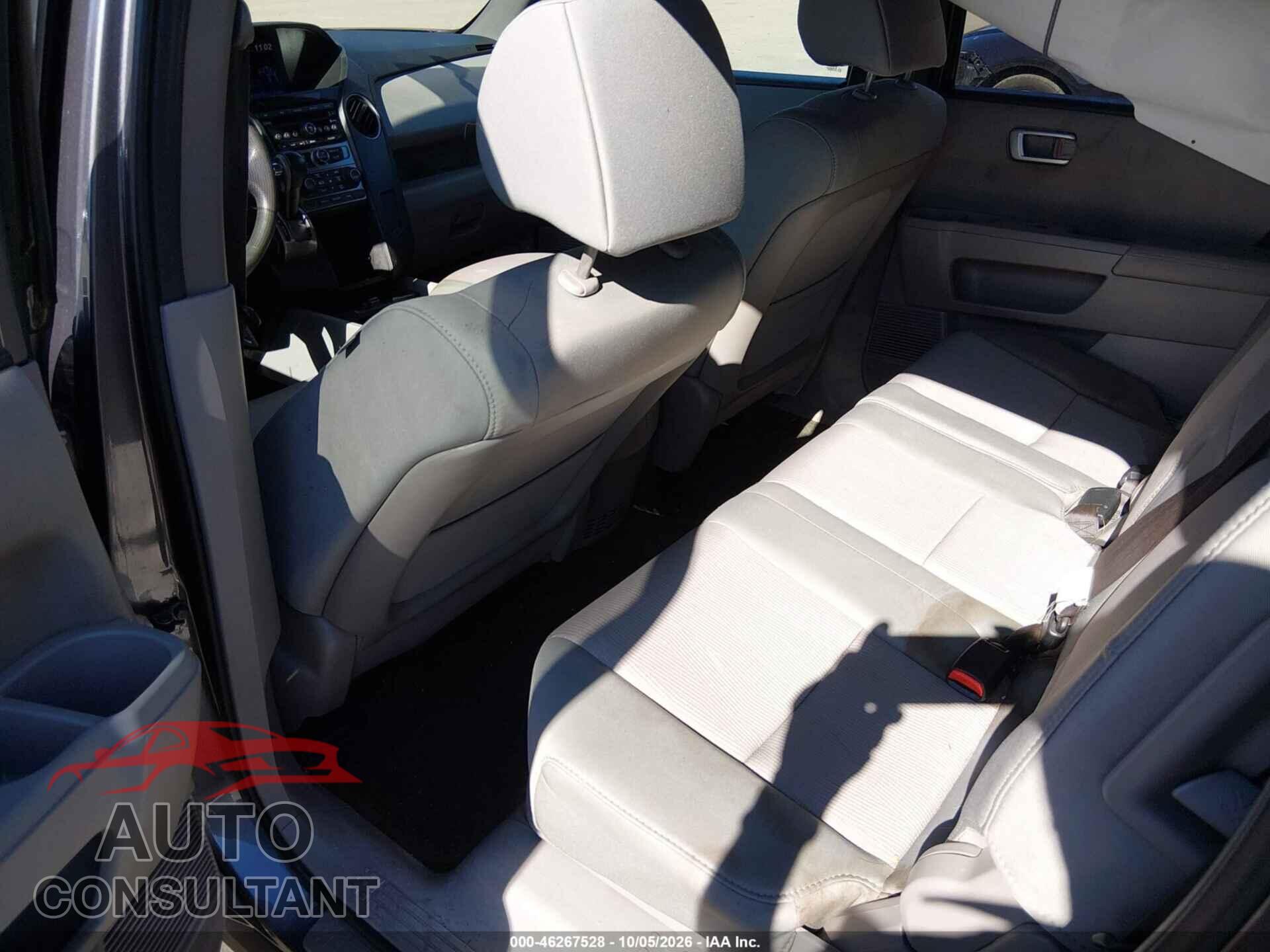 HONDA PILOT 2014 - 5FNYF4H44EB010166