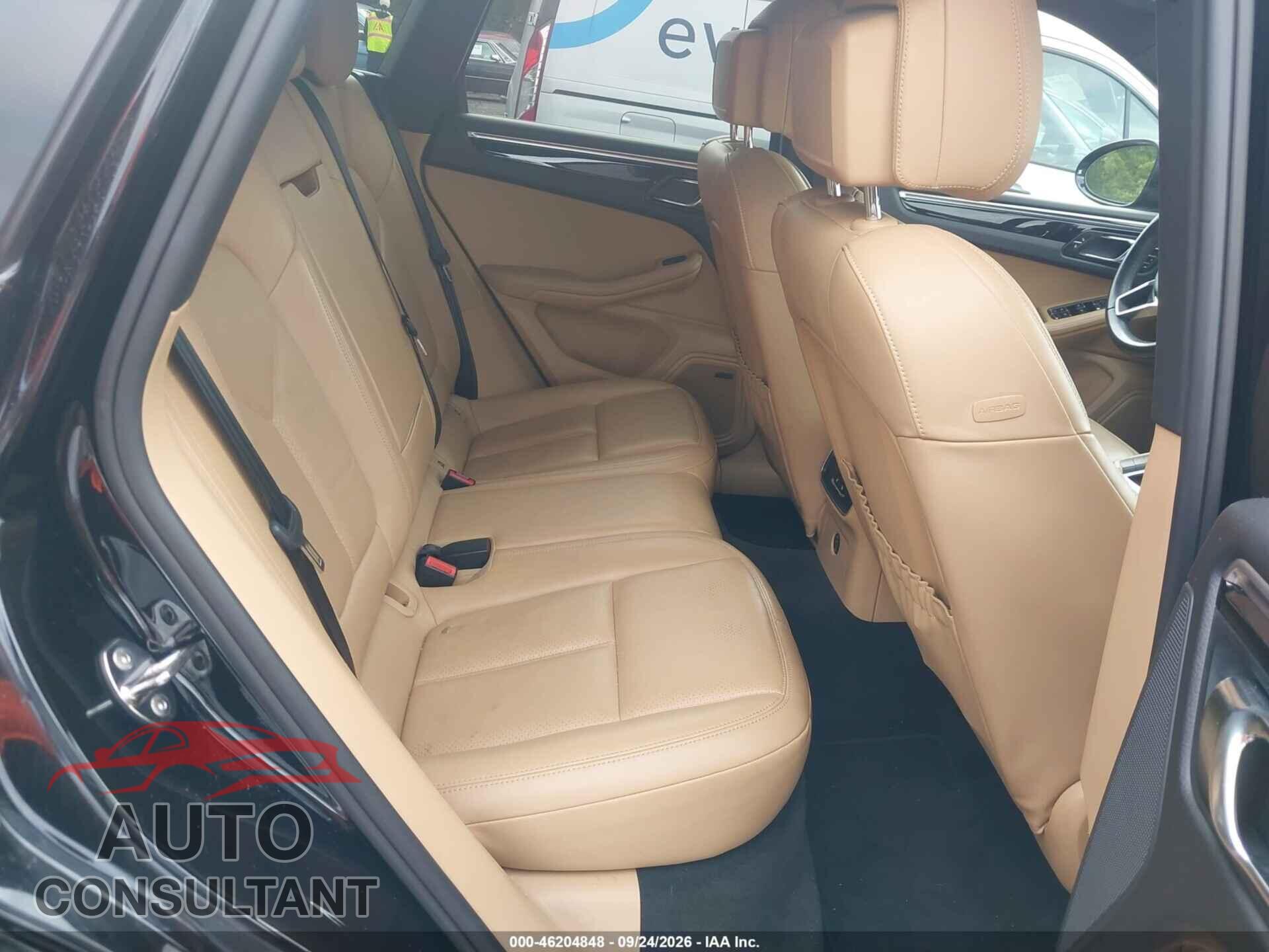 PORSCHE MACAN 2017 - WP1AA2A57HLB04906
