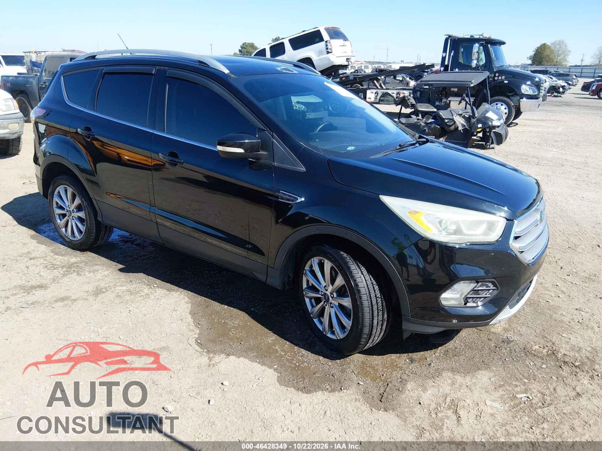 FORD ESCAPE 2017 - 1FMCU0J93HUC43591