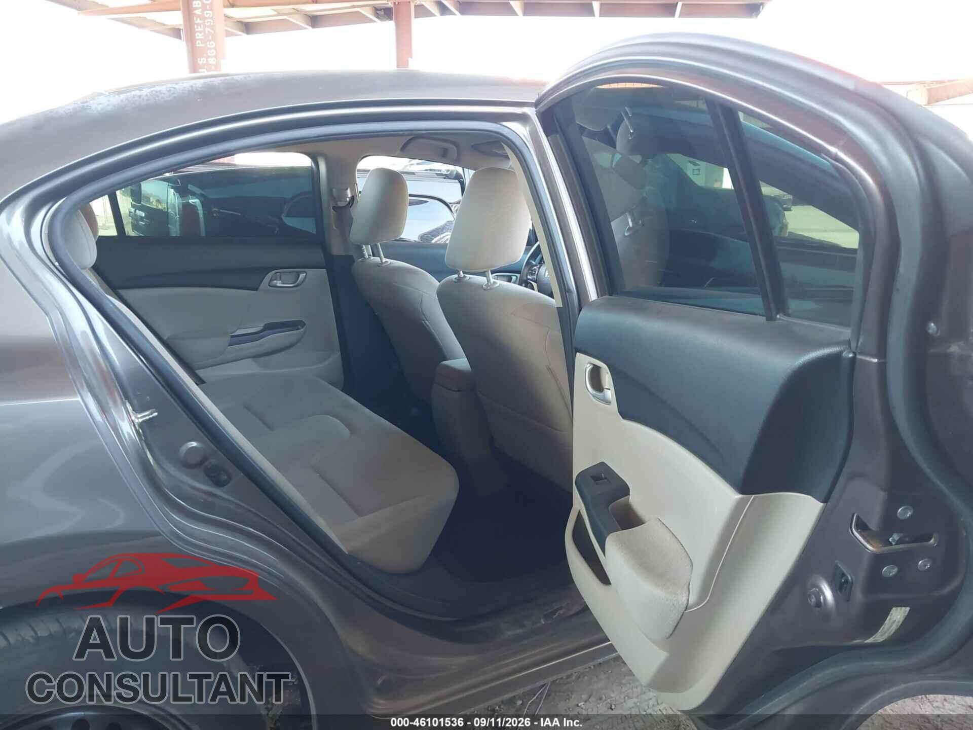 HONDA CIVIC 2013 - 2HGFB2F50DH590934