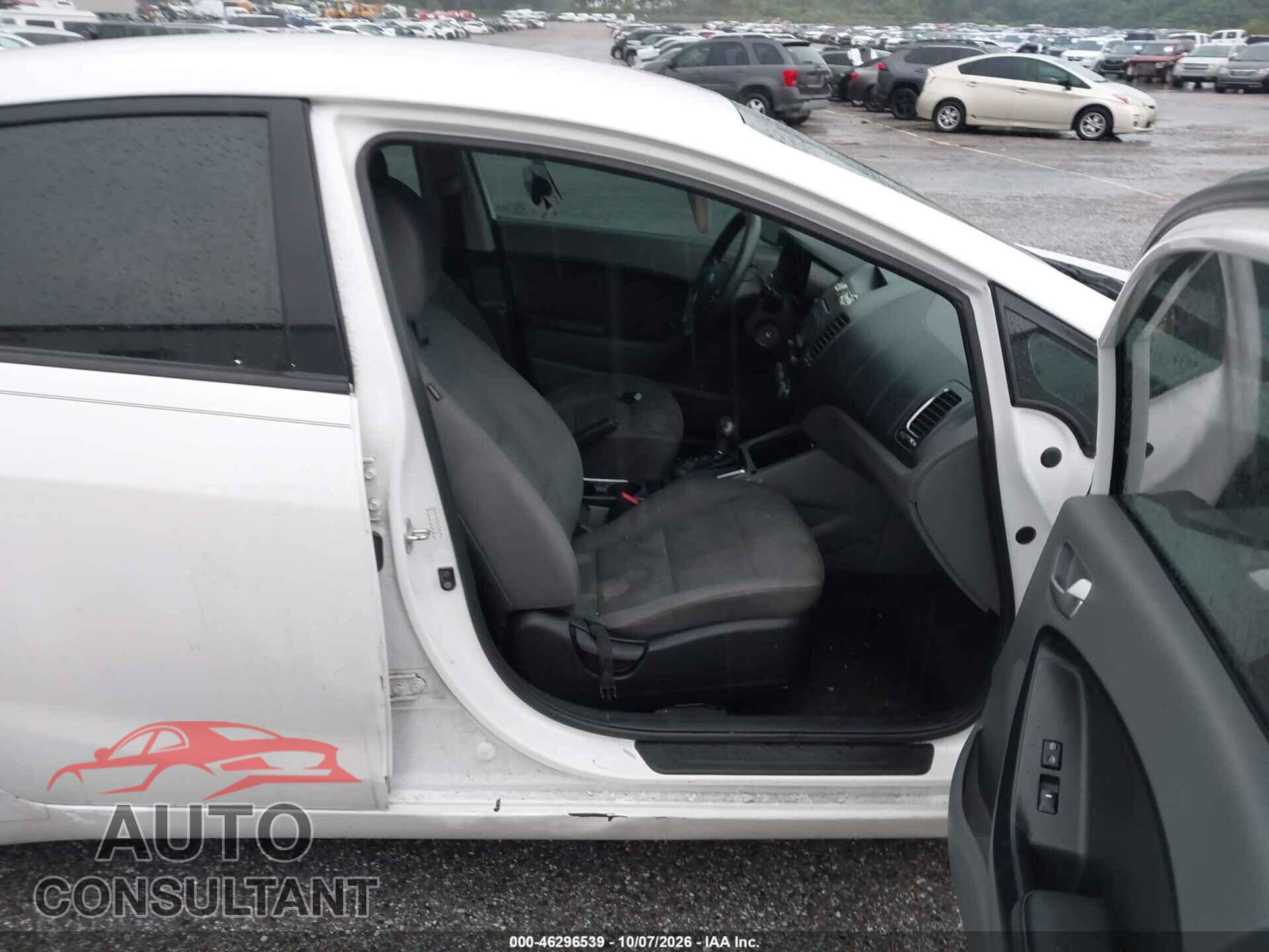 KIA FORTE 2017 - 3KPFL4A79HE018469