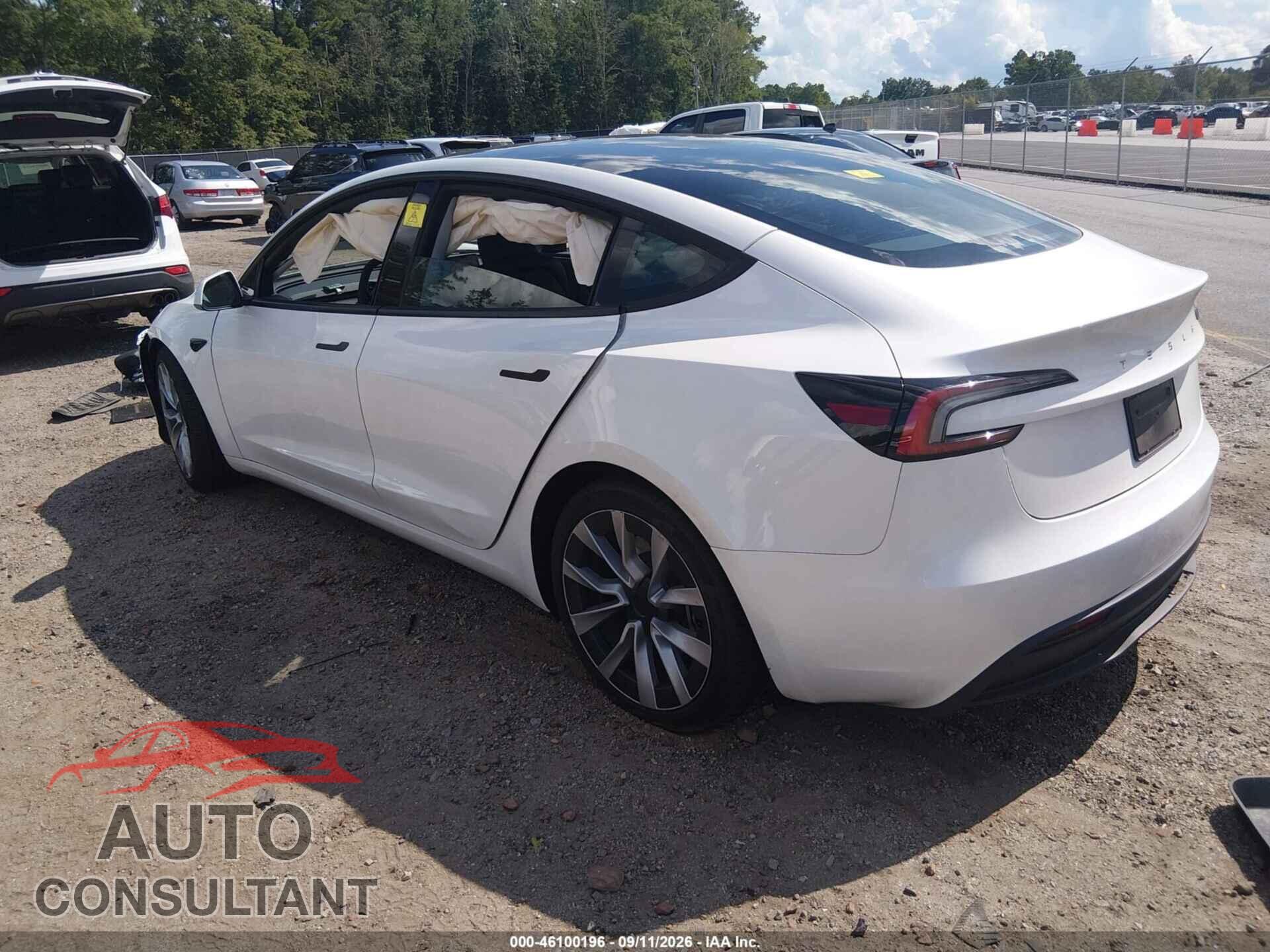 TESLA MODEL 3 2024 - 5YJ3E1EA7RF761967