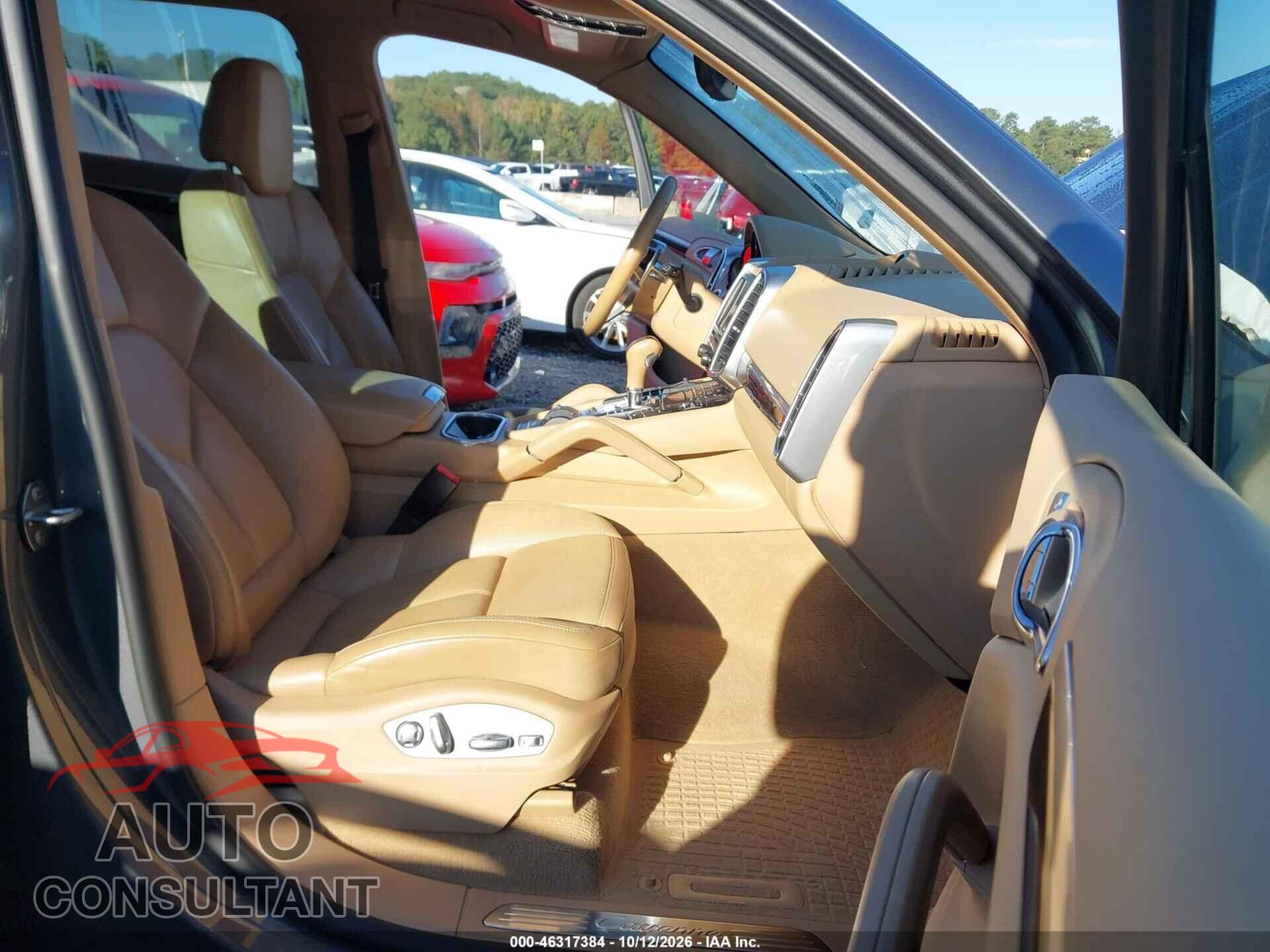 PORSCHE CAYENNE 2016 - WP1AA2A29GKA08818