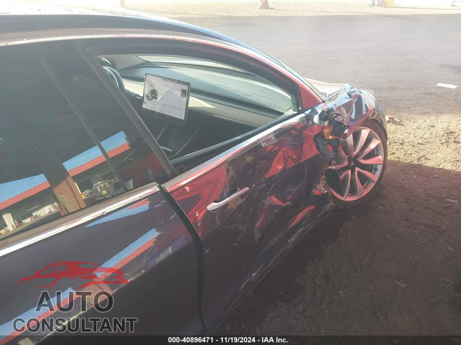 TESLA MODEL 3 2018 - 5YJ3E1EA3JF047497