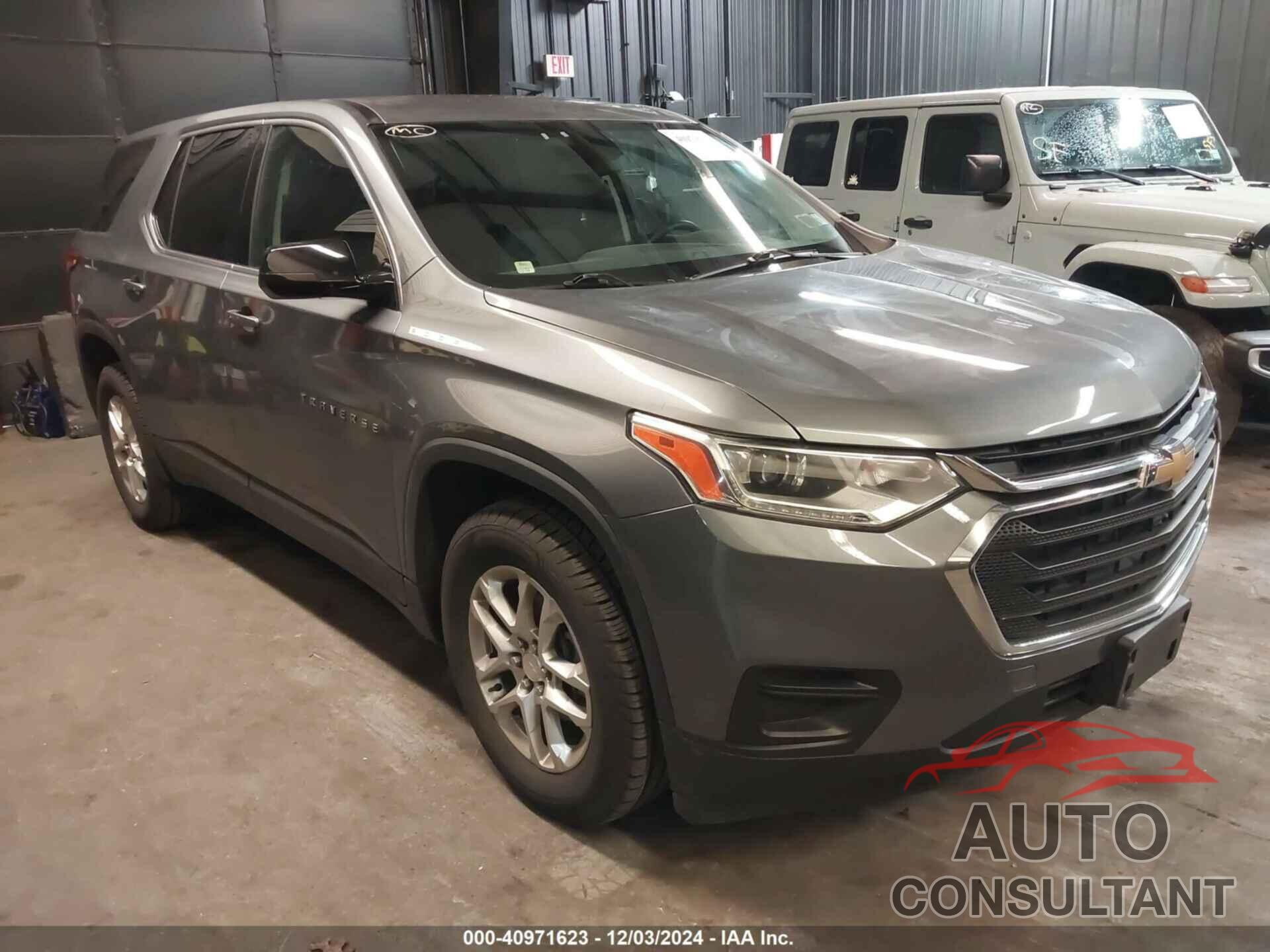 CHEVROLET TRAVERSE 2018 - 1GNEVFKW2JJ114516