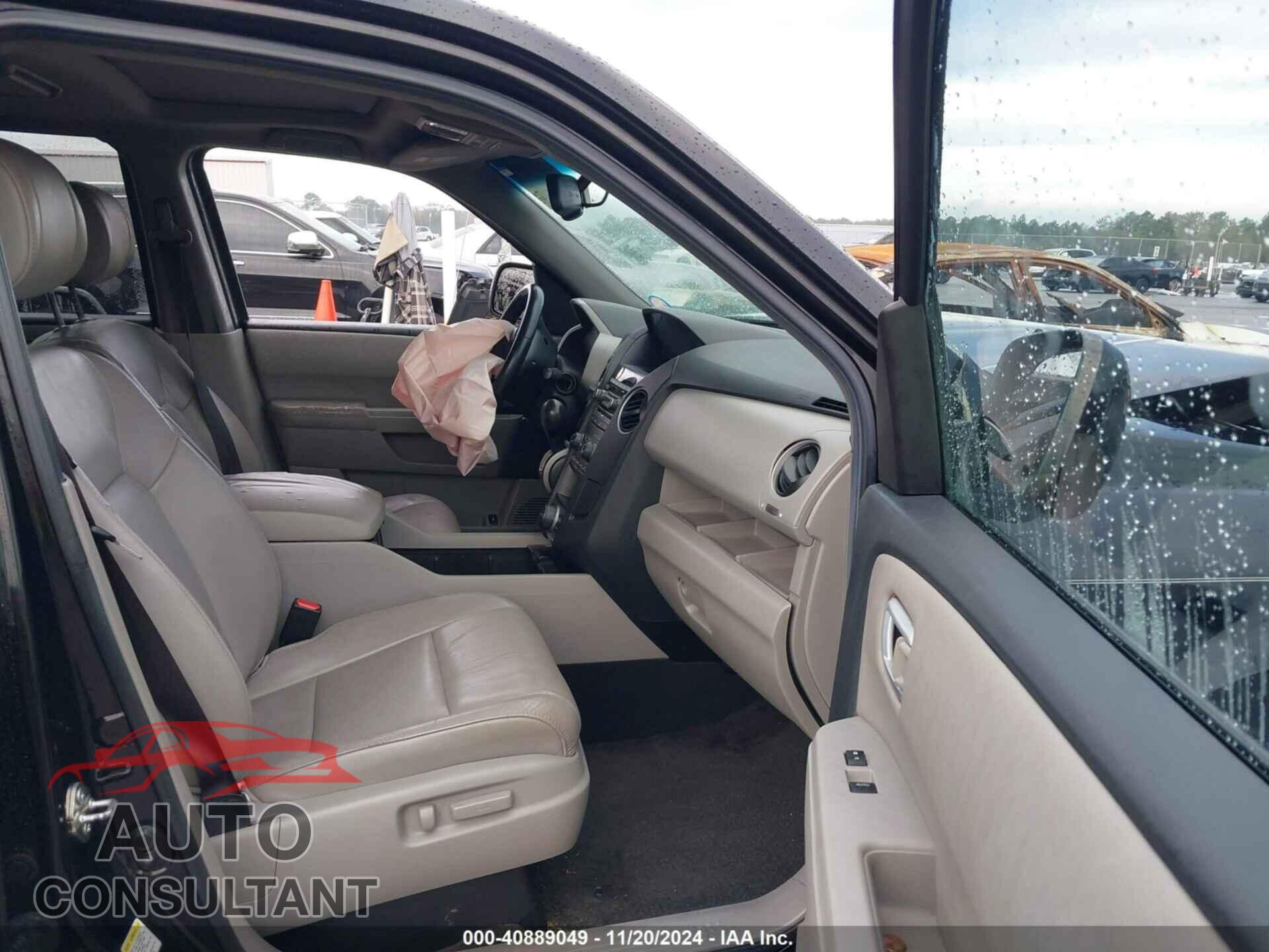 HONDA PILOT 2012 - 5FNYF4H62CB007331