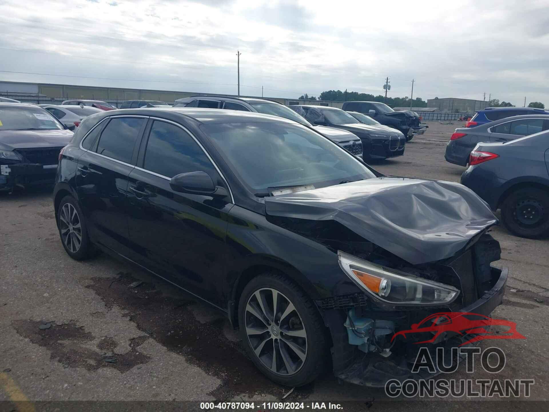 HYUNDAI ELANTRA GT 2018 - KMHH35LE5JU014951