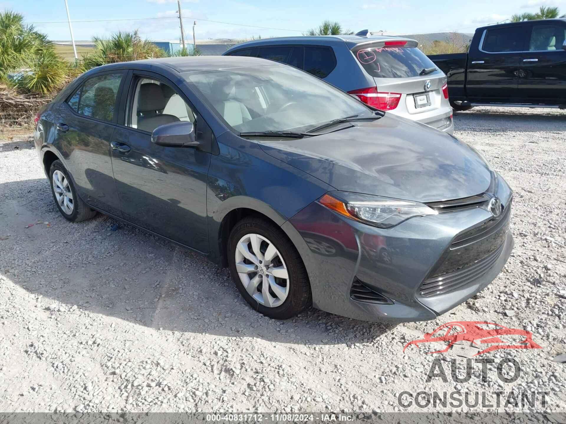 TOYOTA COROLLA 2017 - 5YFBURHE9HP703695