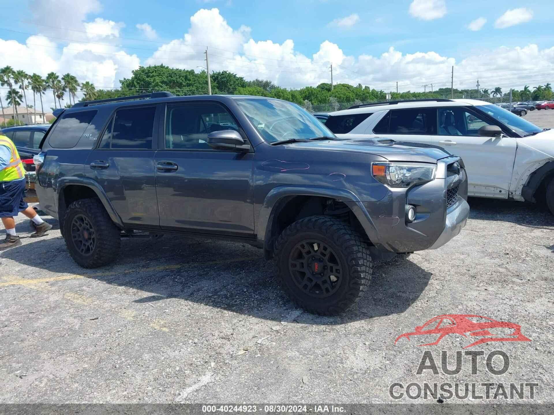 TOYOTA 4RUNNER 2019 - JTEBU5JR3K5678928