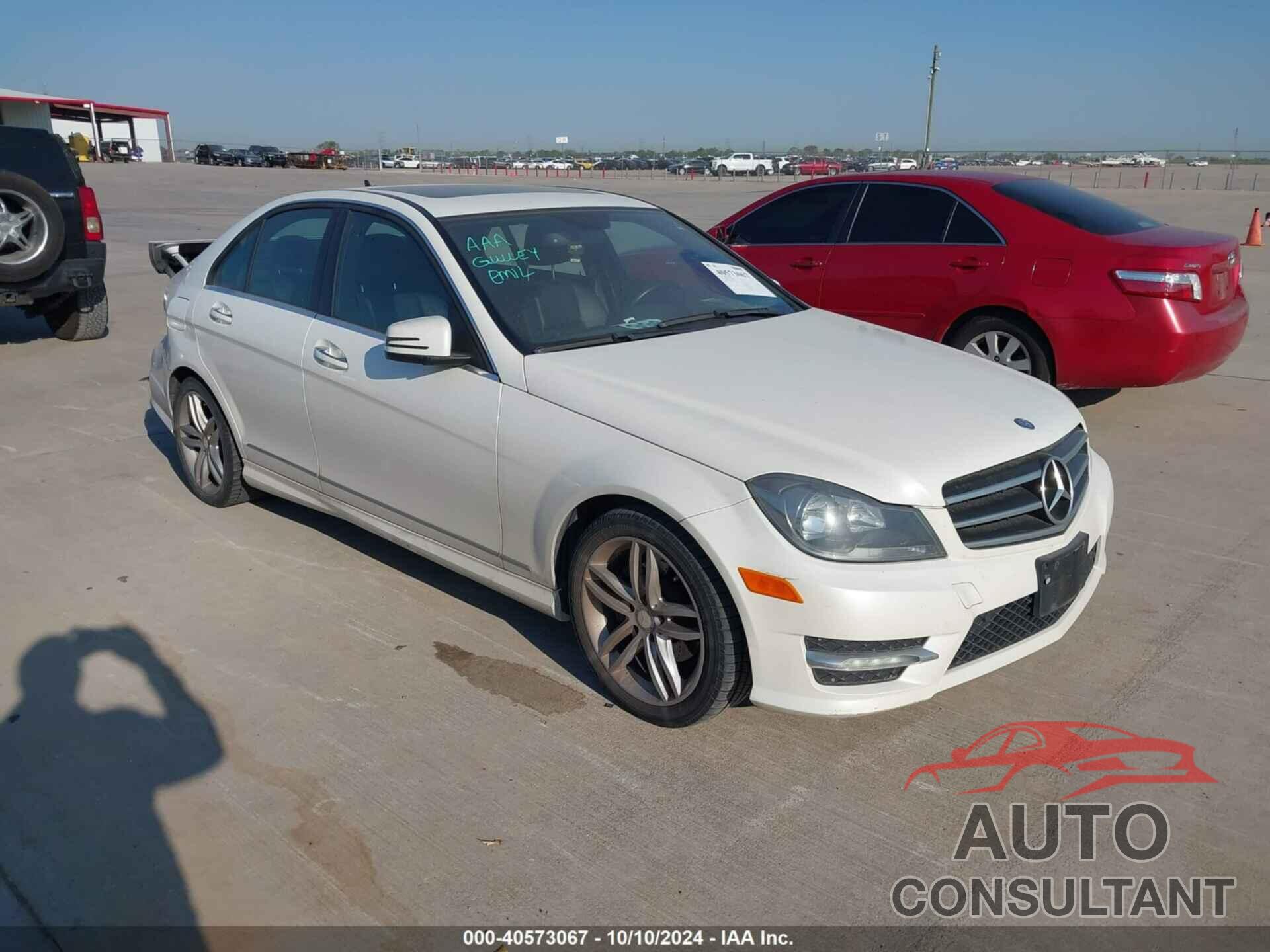 MERCEDES-BENZ C 250 2014 - WDDGF4HBXEG224102