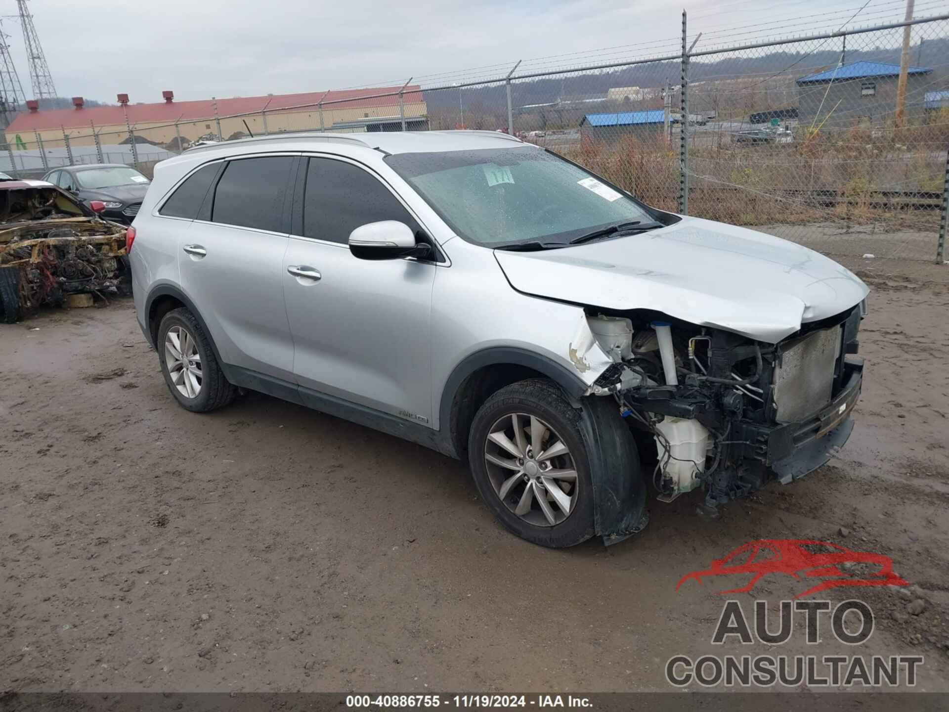 KIA SORENTO 2017 - 5XYPGDA56HG308002