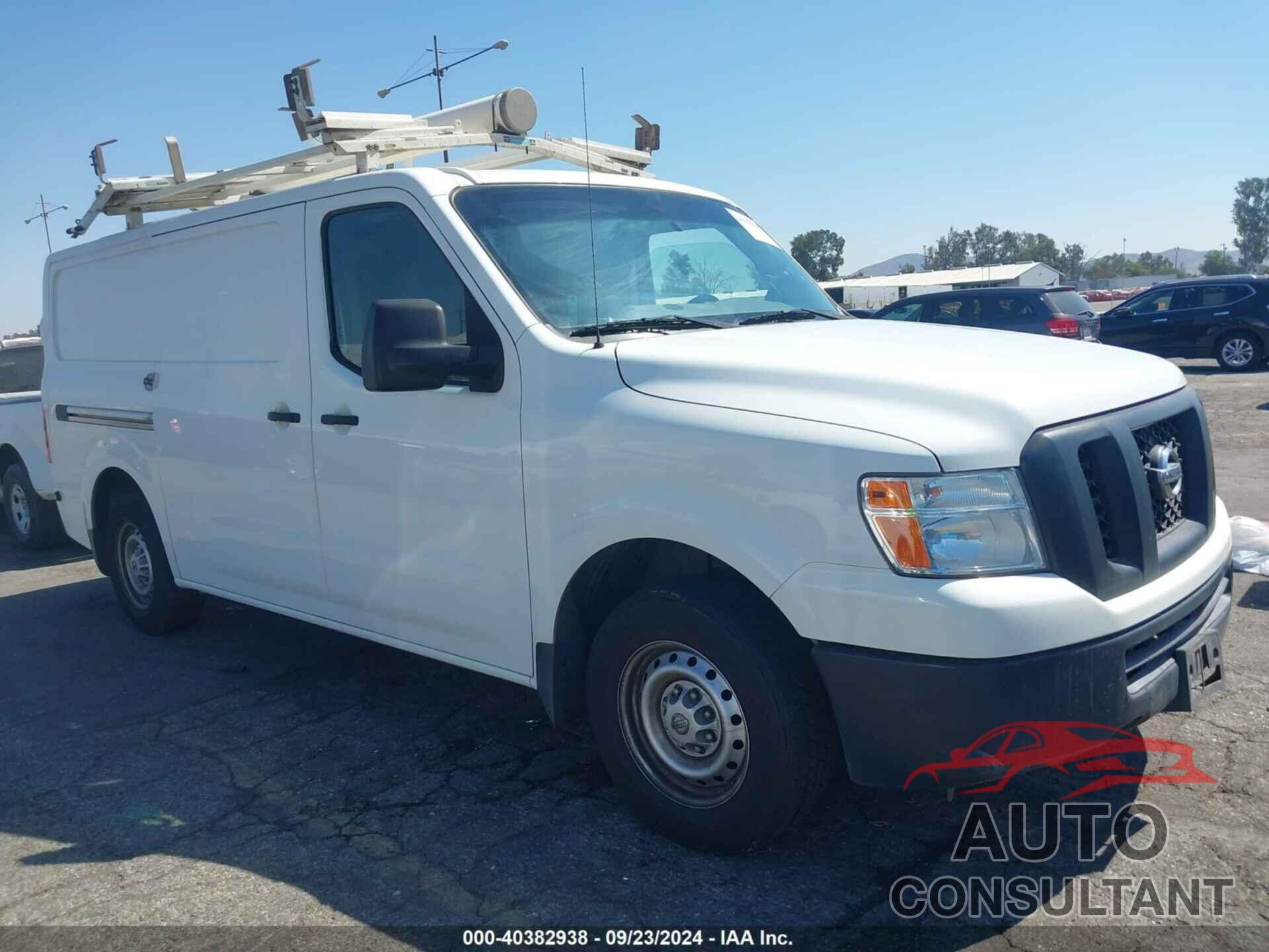 NISSAN NV CARGO NV1500 2018 - 1N6BF0KM8JN809867