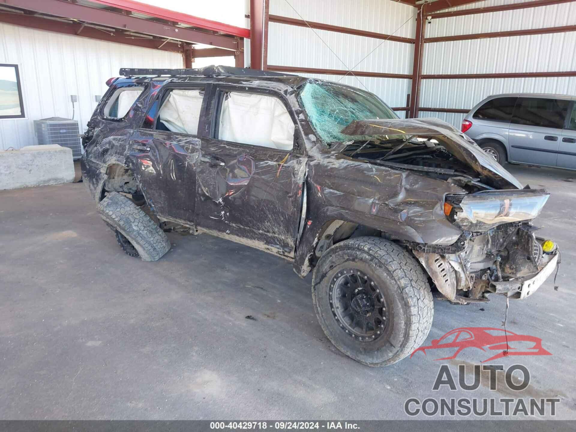 TOYOTA 4RUNNER 2023 - JTERU5JR6P6147724