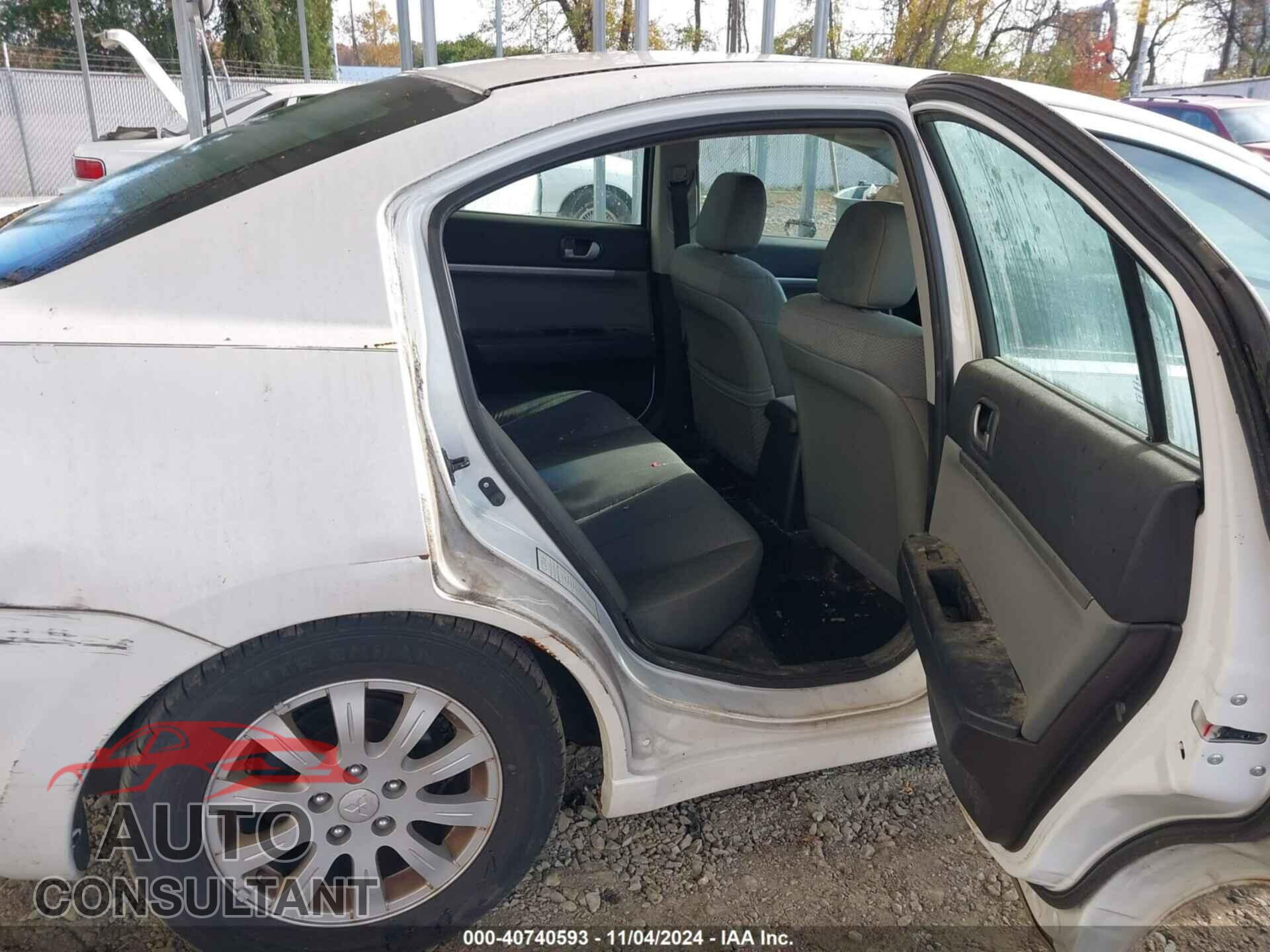 MITSUBISHI GALANT 2011 - 4A32B2FF0BE030385