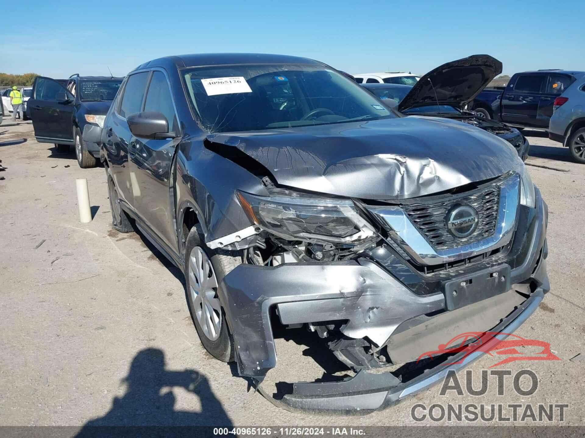 NISSAN ROGUE 2018 - 5N1AT2MT6JC759470