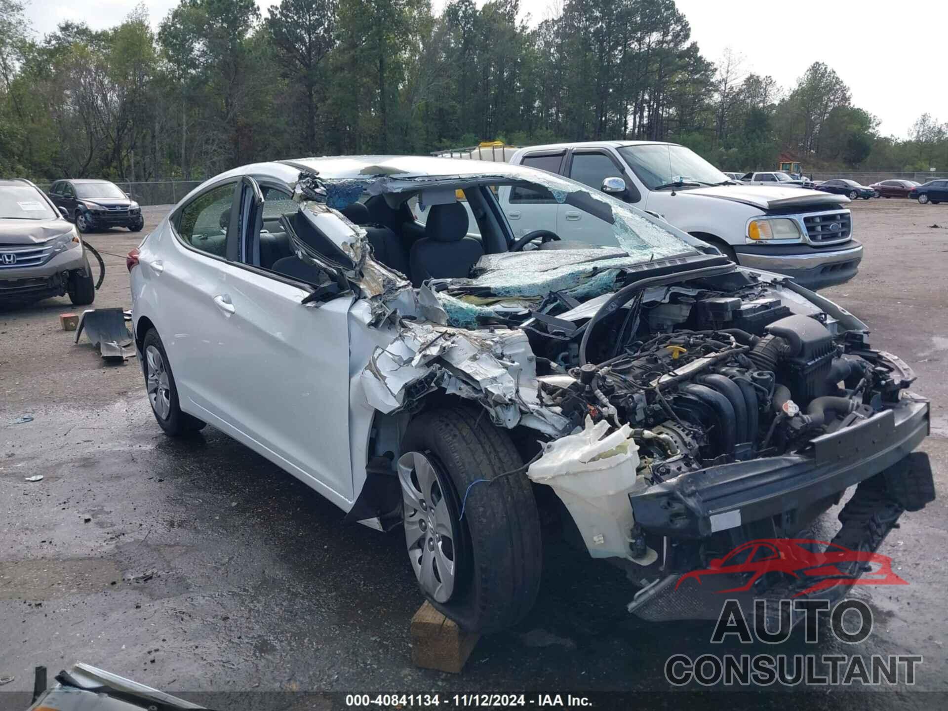 HYUNDAI ELANTRA 2016 - 5NPDH4AE2GH758074