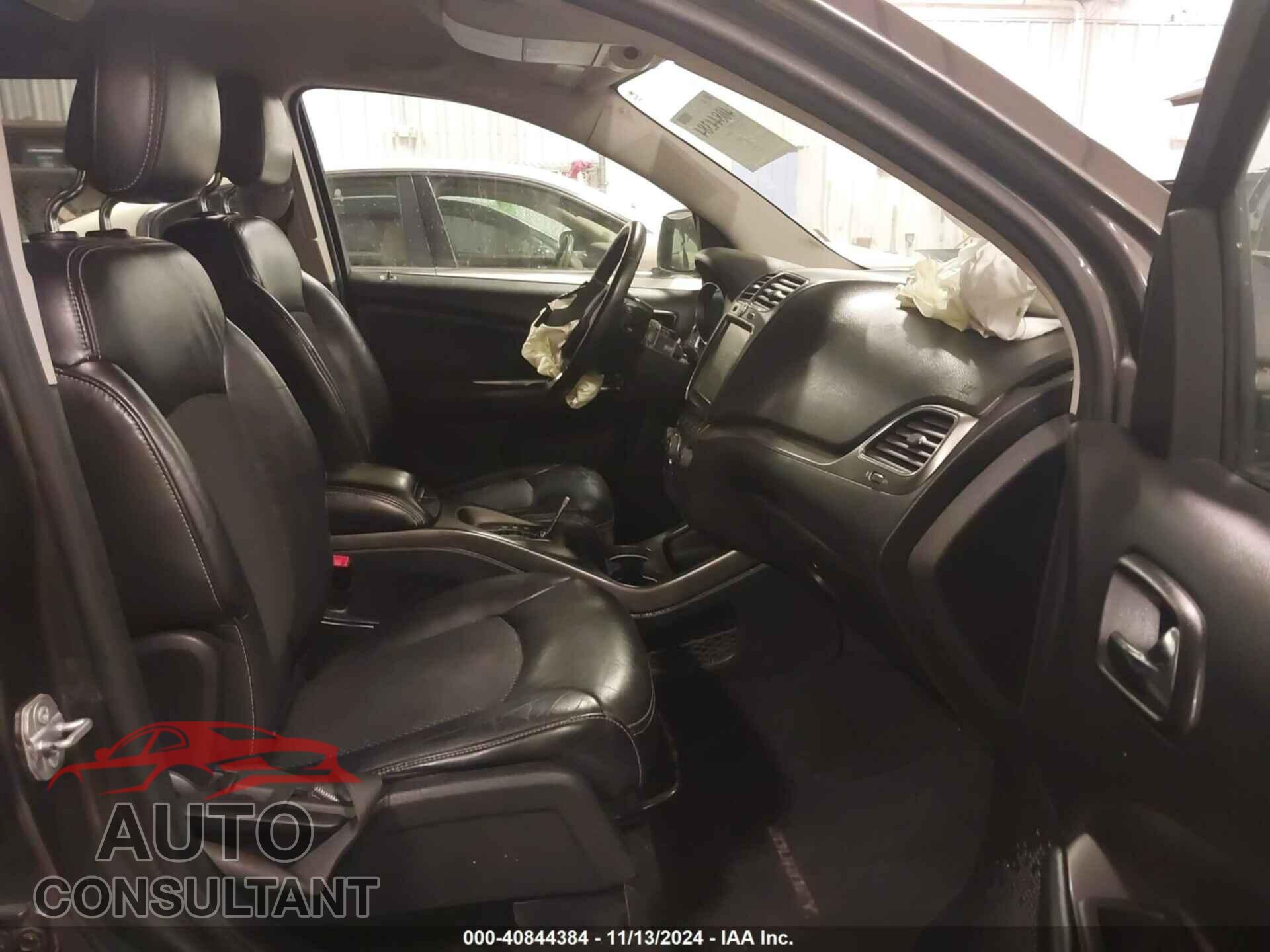 DODGE JOURNEY 2017 - 3C4PDCGB7HT563573