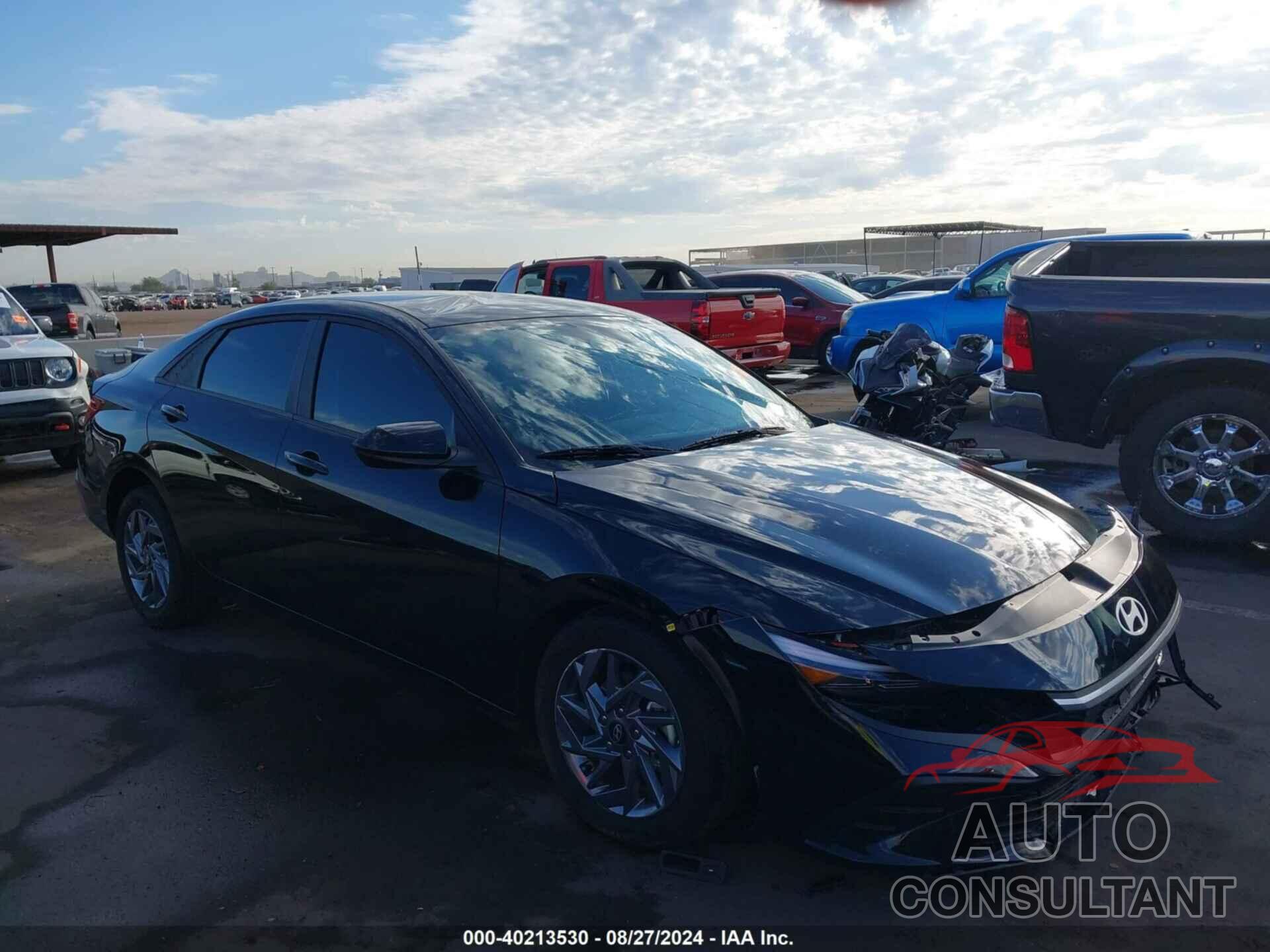HYUNDAI ELANTRA 2024 - KMHLM4DG2RU806472