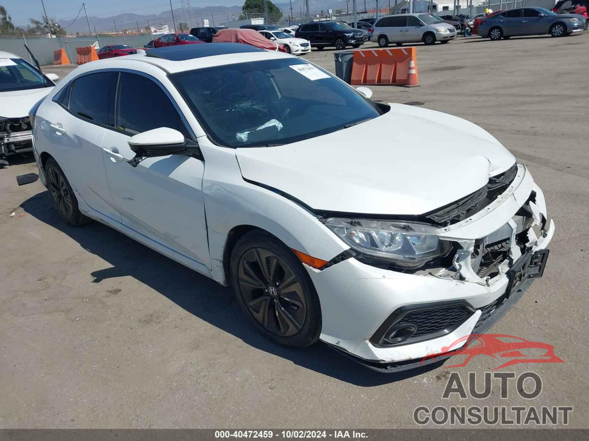 HONDA CIVIC 2018 - SHHFK7H52JU430417