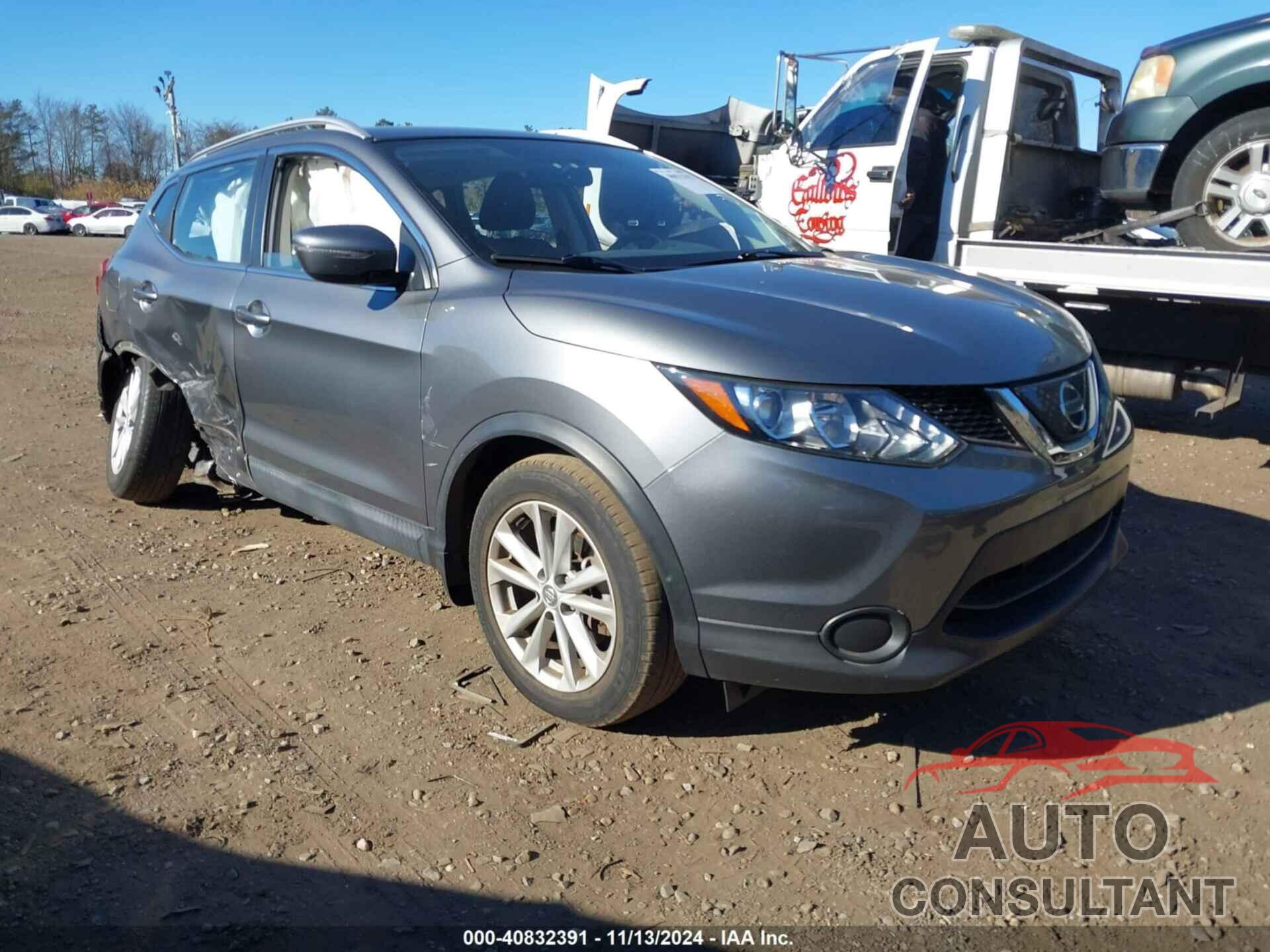 NISSAN ROGUE SPORT 2018 - JN1BJ1CR3JW252588