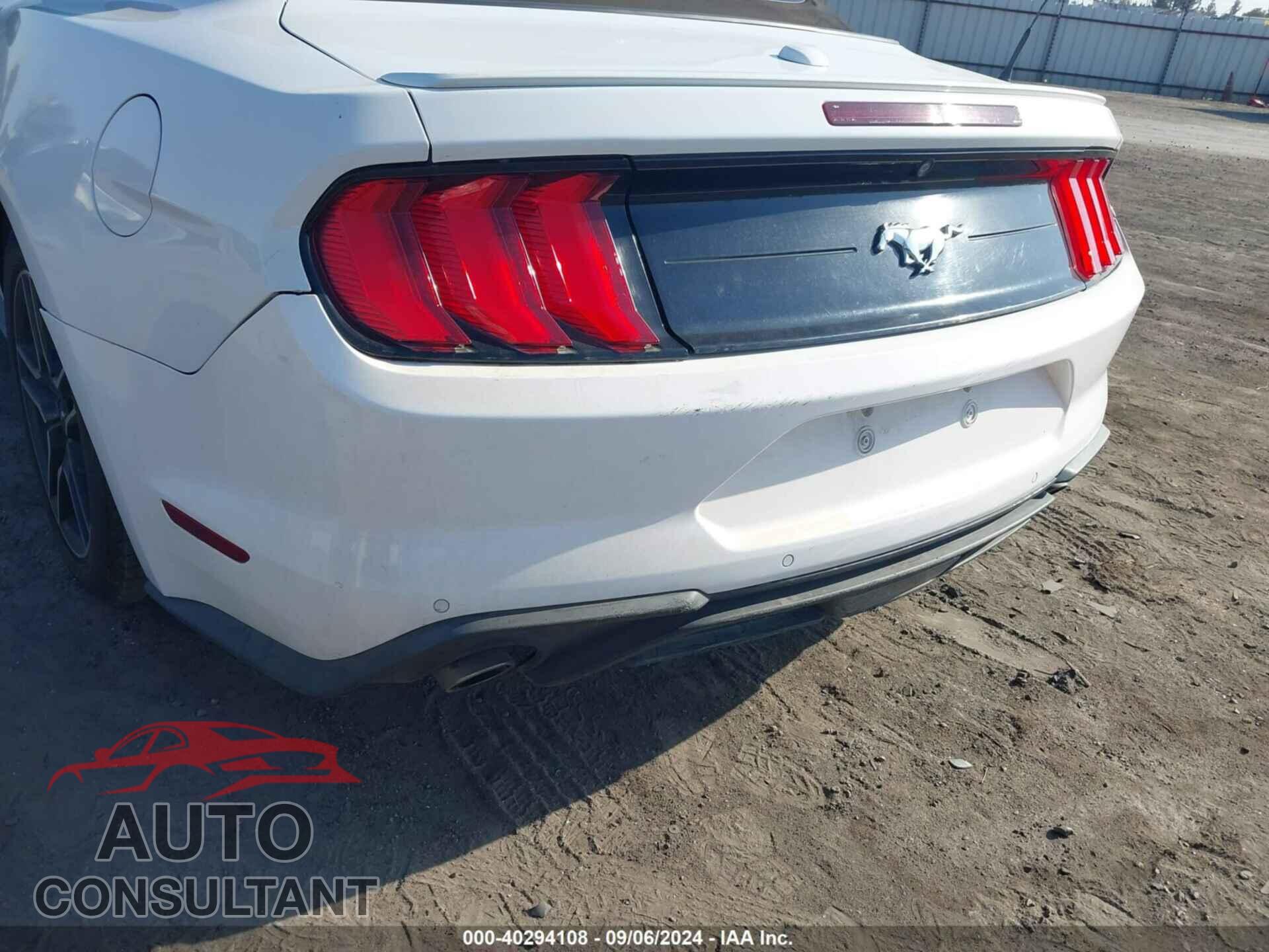 FORD MUSTANG 2018 - 1FATP8UH2J5142643