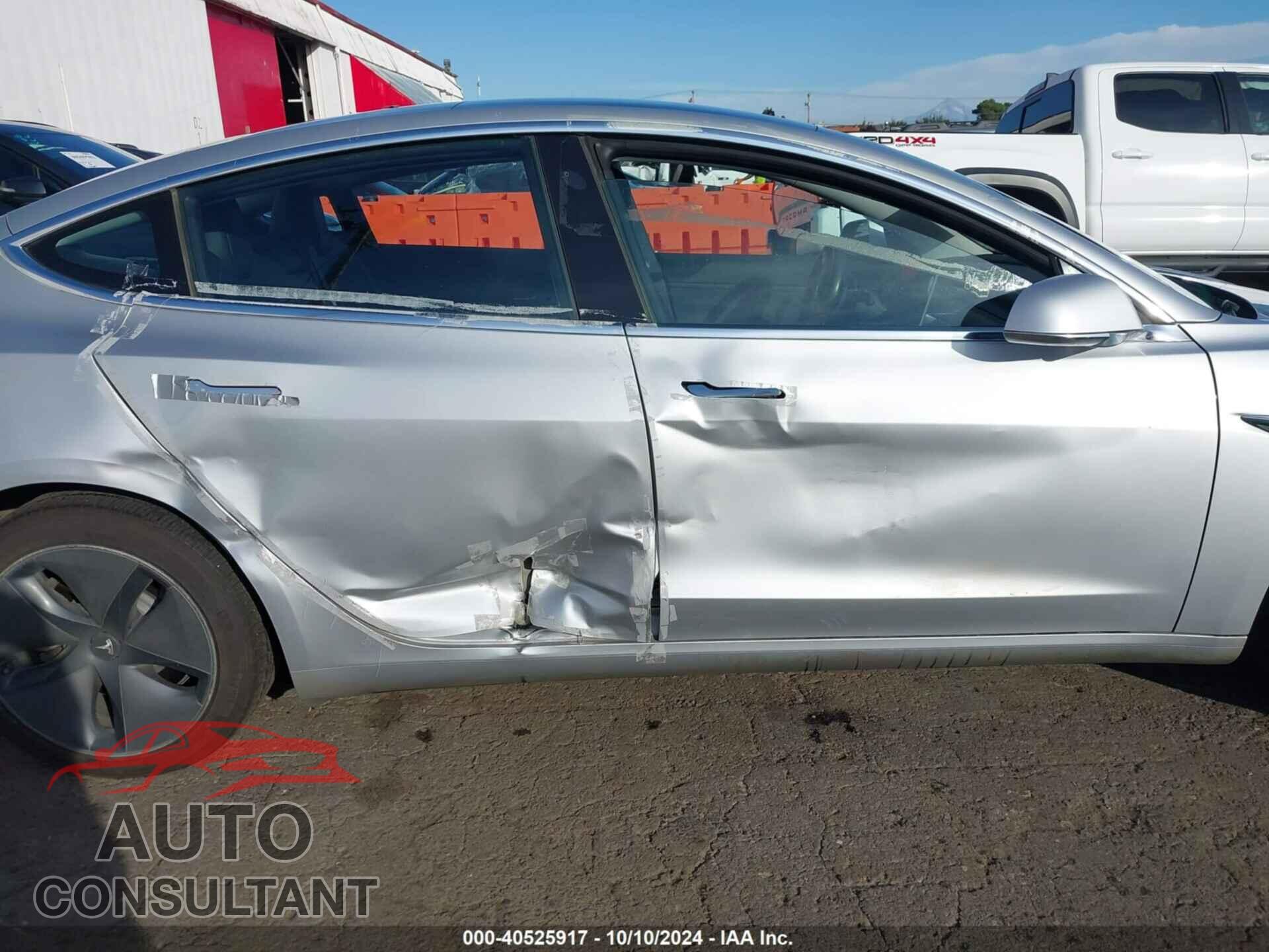 TESLA MODEL 3 2018 - 5YJ3E1EA0JF014313