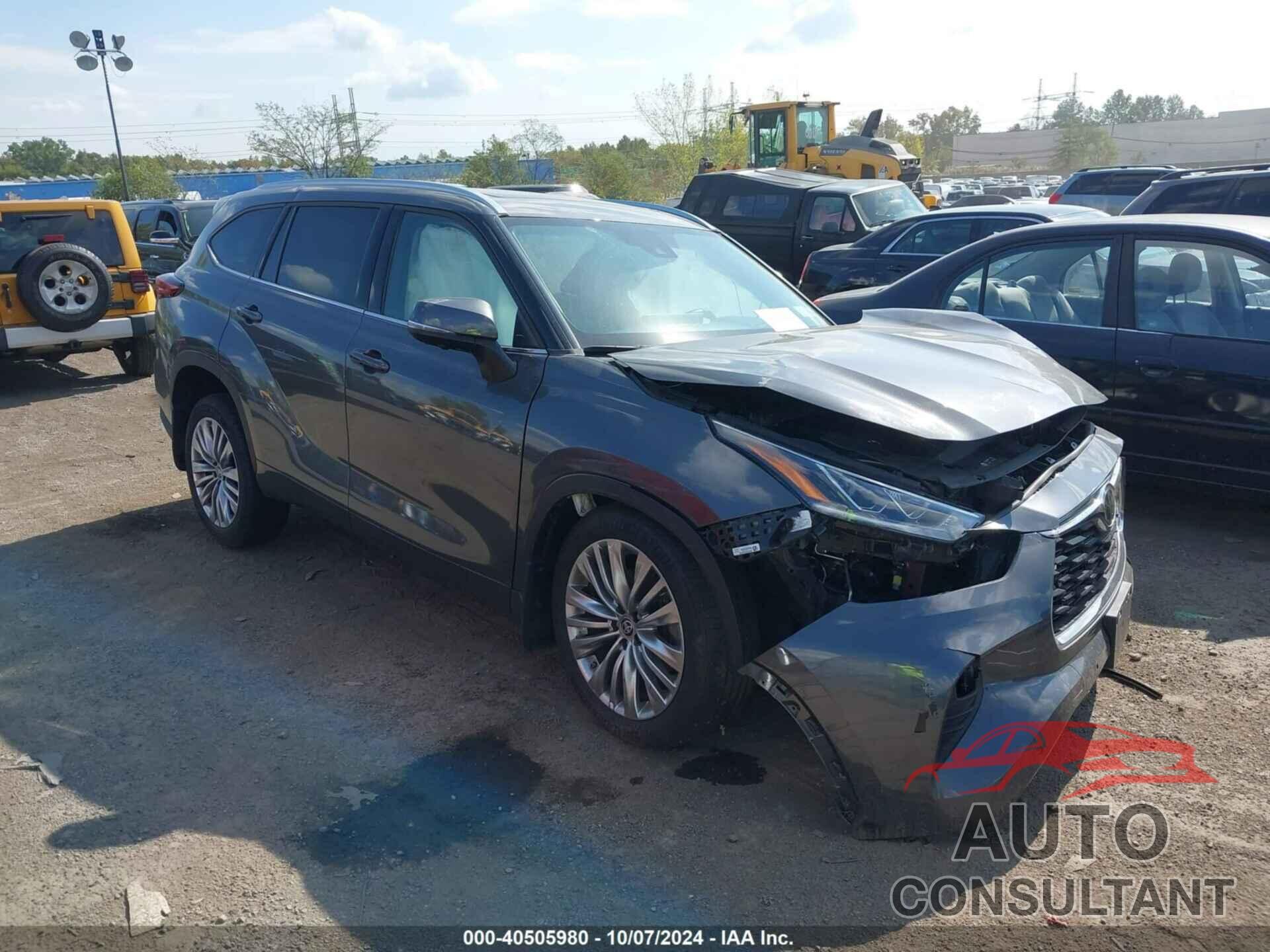 TOYOTA HIGHLANDER 2023 - 5TDKDRBH1PS518789