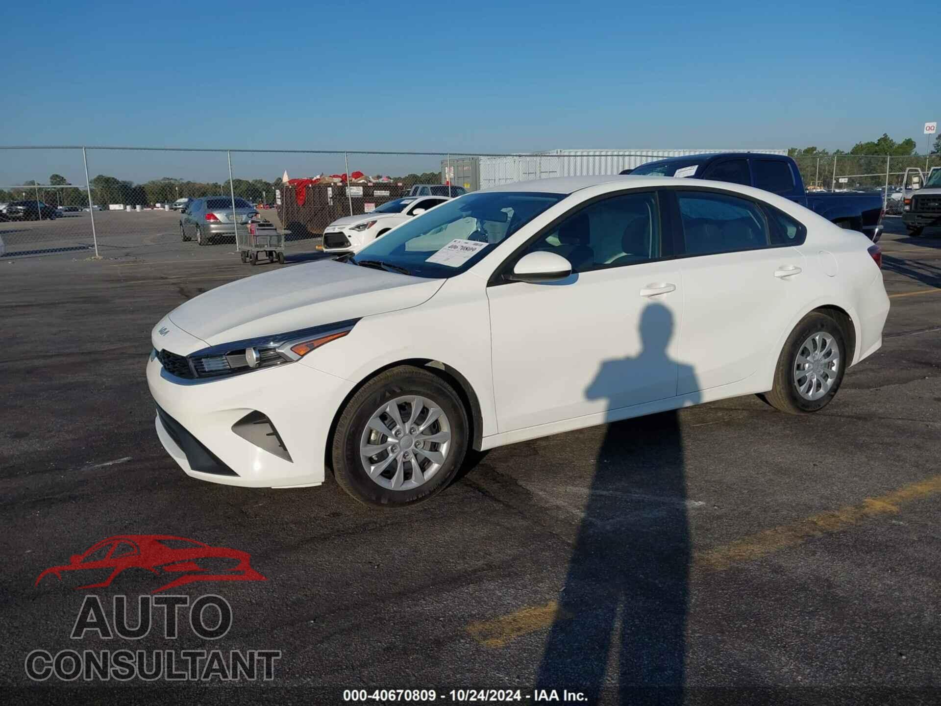 KIA FORTE 2024 - 3KPF24AD7RE820075
