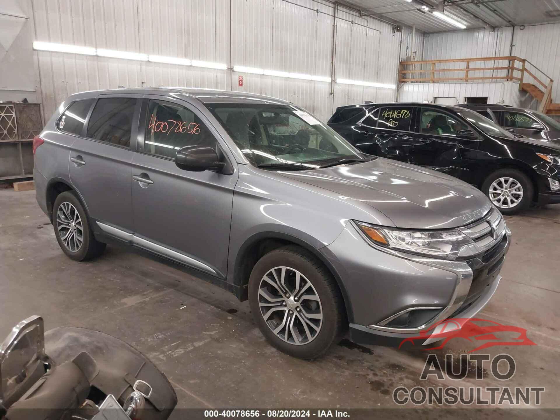 MITSUBISHI OUTLANDER 2018 - JA4AZ3A33JJ004425