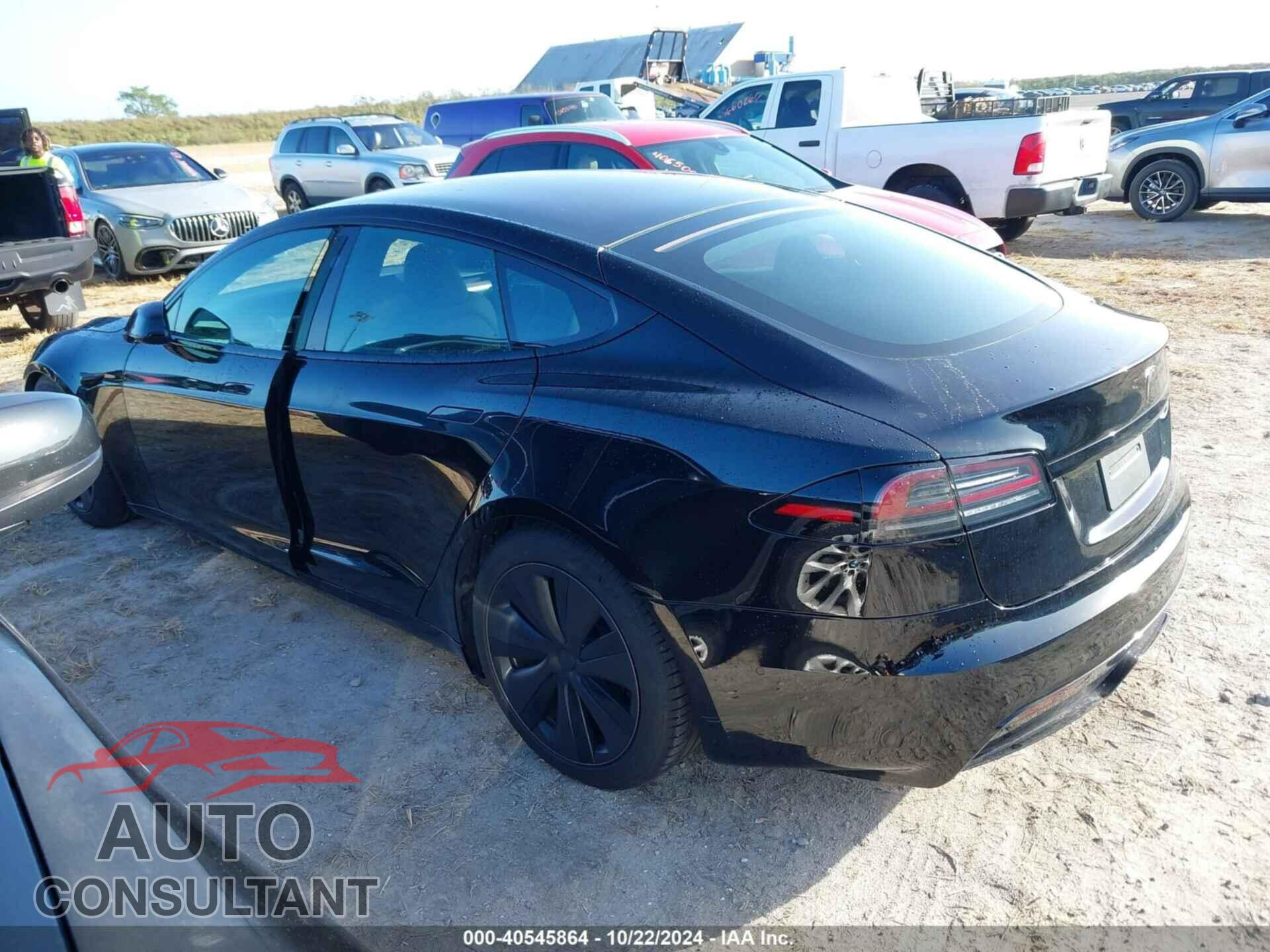 TESLA MODEL S 2022 - 5YJSA1E57NF477176