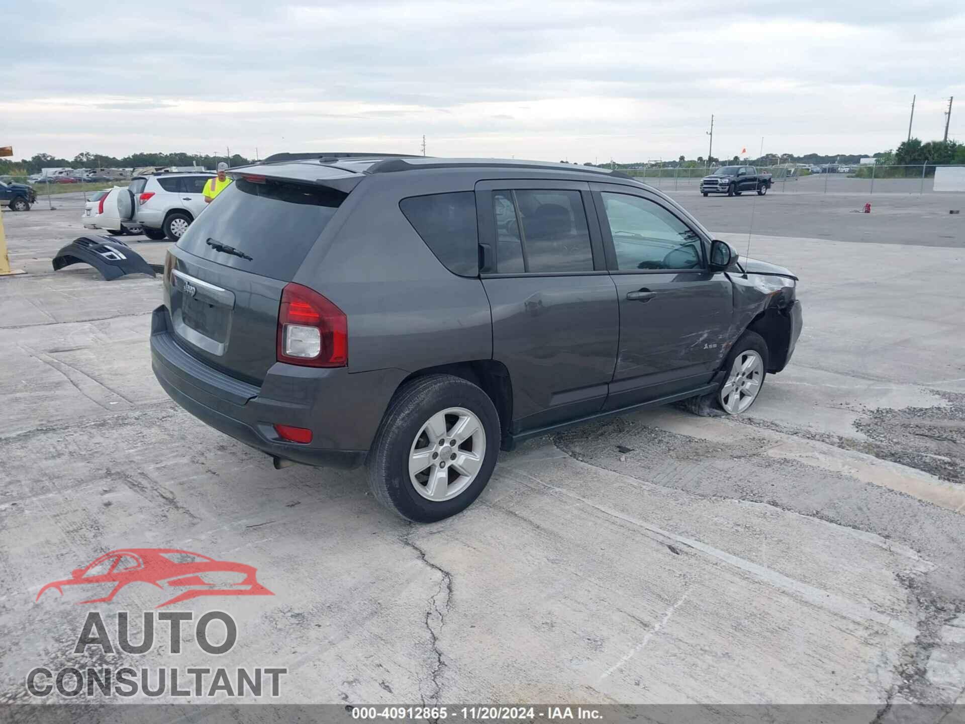 JEEP COMPASS 2017 - 1C4NJCEB3HD197961