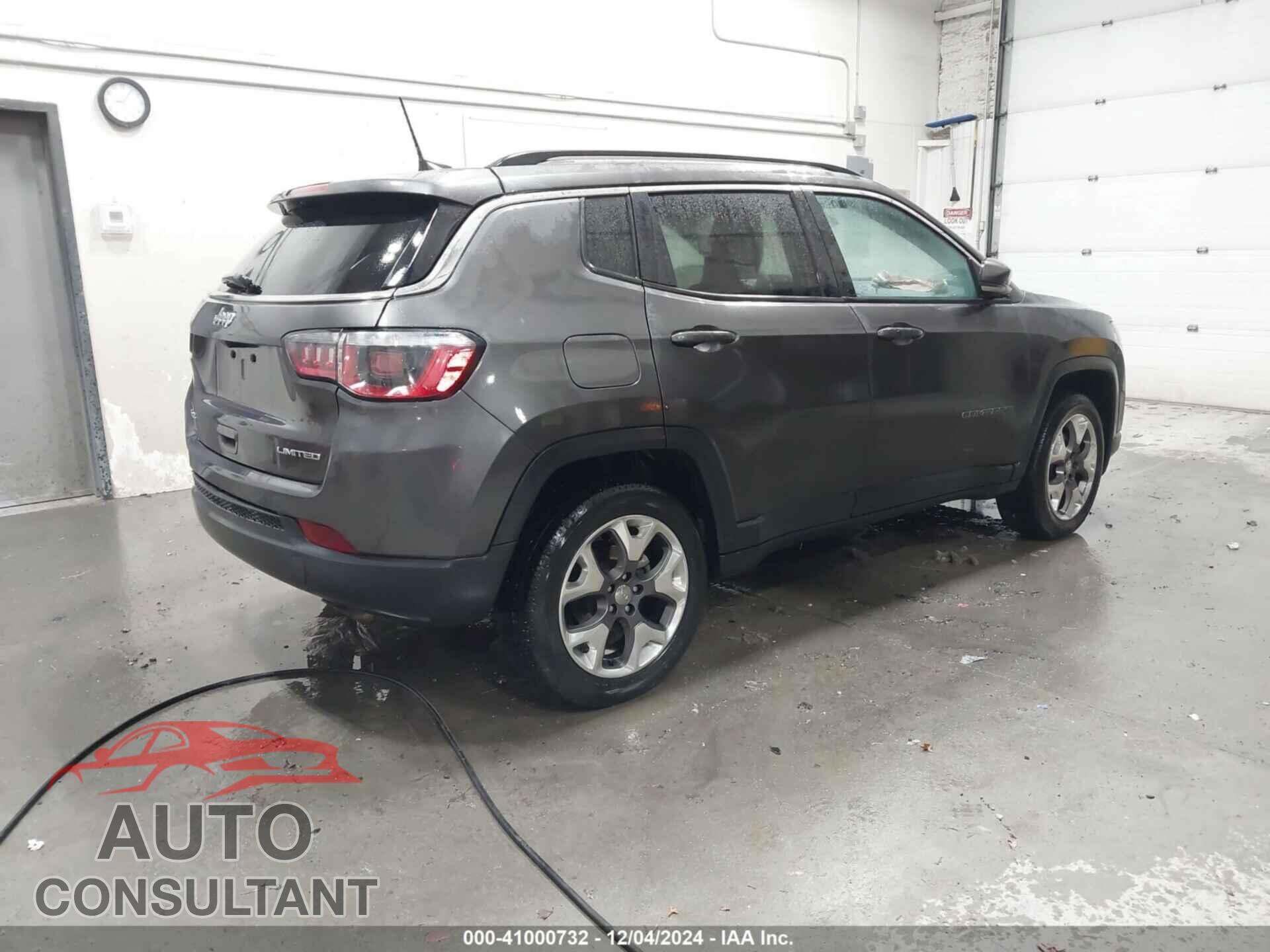 JEEP COMPASS 2020 - 3C4NJDCB4LT215346