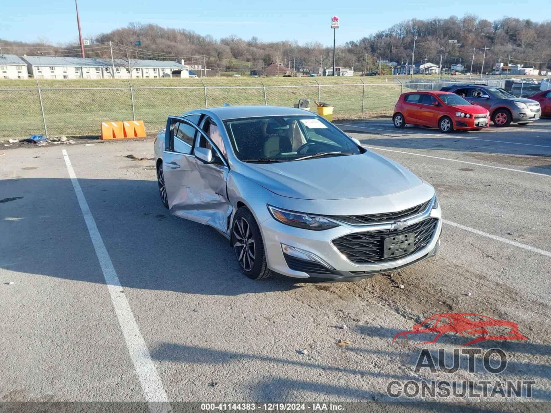 CHEVROLET MALIBU 2021 - 1G1ZG5STXMF055073