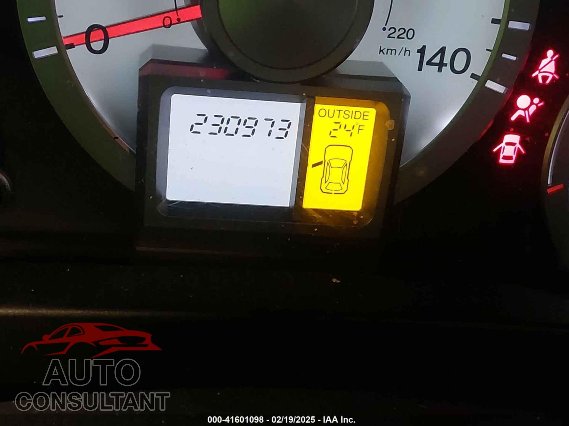 HONDA PILOT 2011 - 5FNYF4H65BB024672