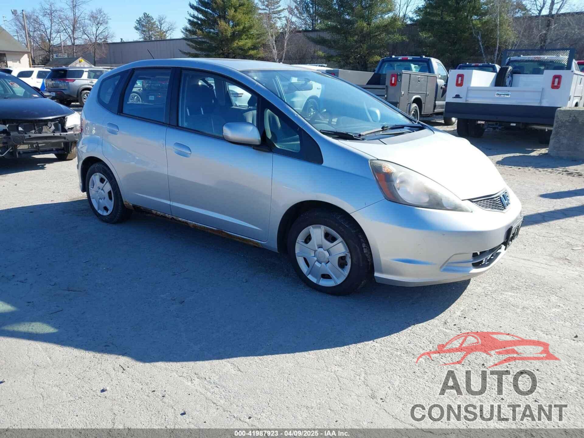 HONDA FIT 2012 - JHMGE8G38CC019900