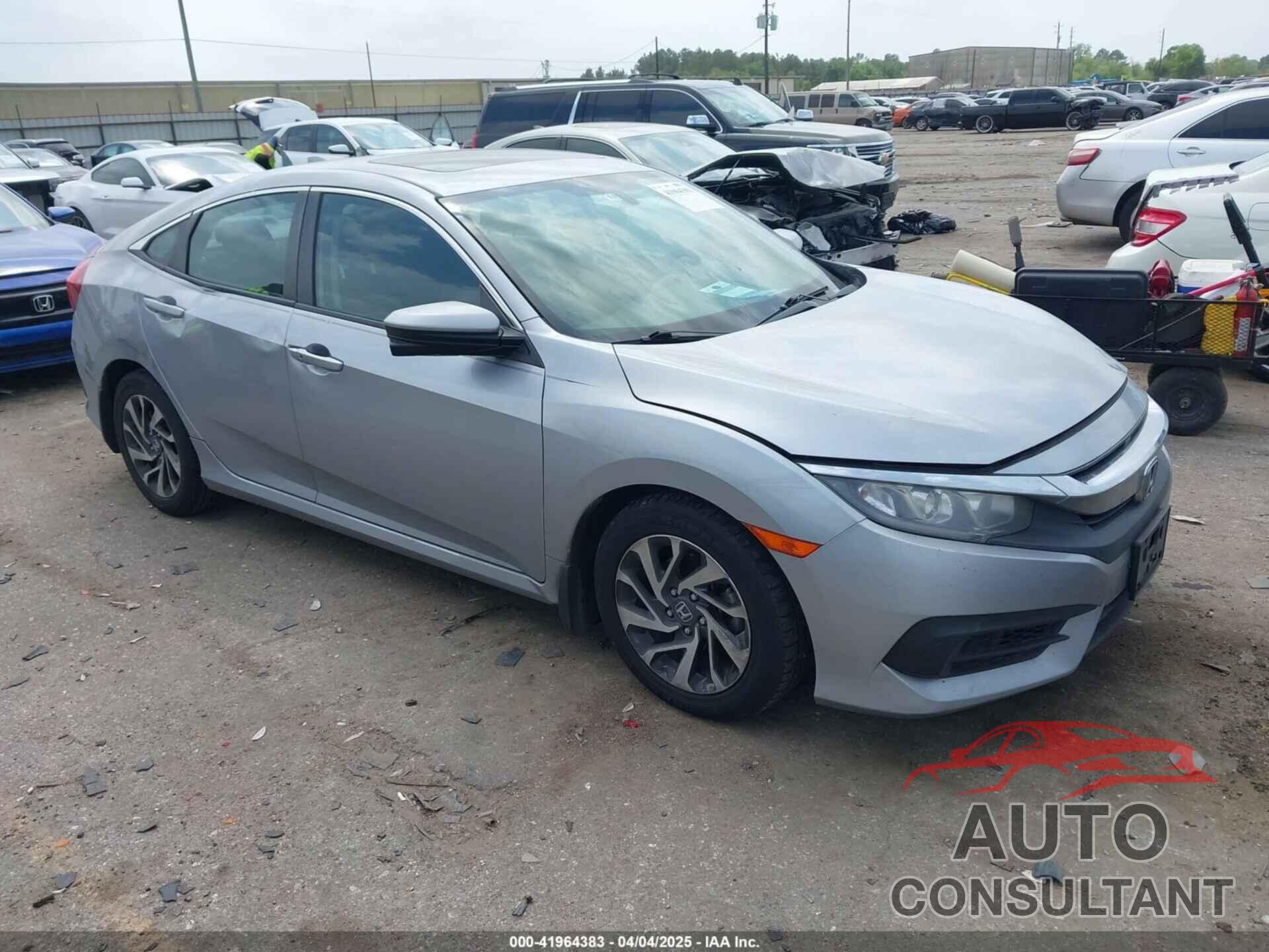 HONDA CIVIC 2017 - 19XFC2F76HE050504
