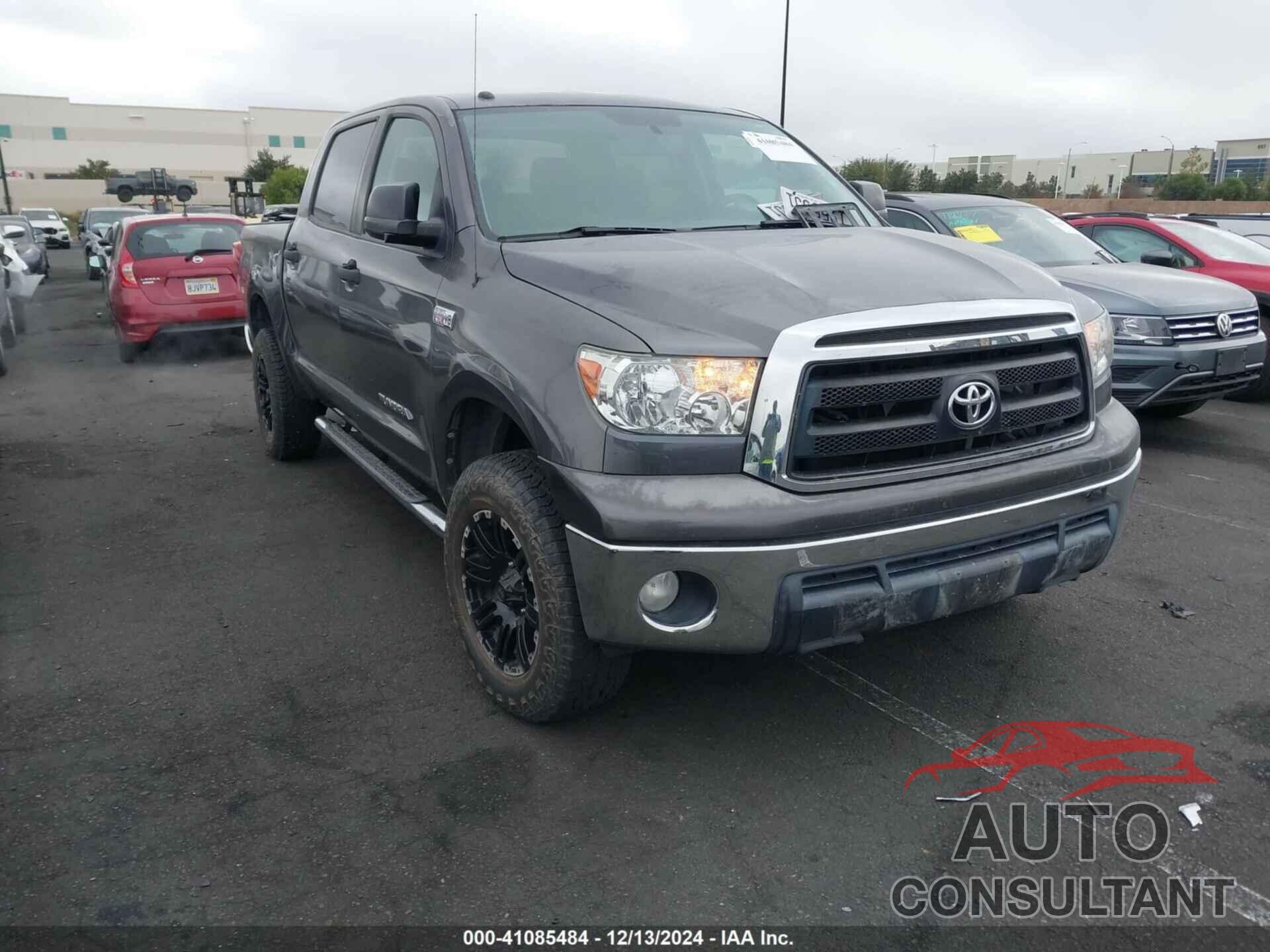 TOYOTA TUNDRA 2013 - 5TFEY5F14DX136642