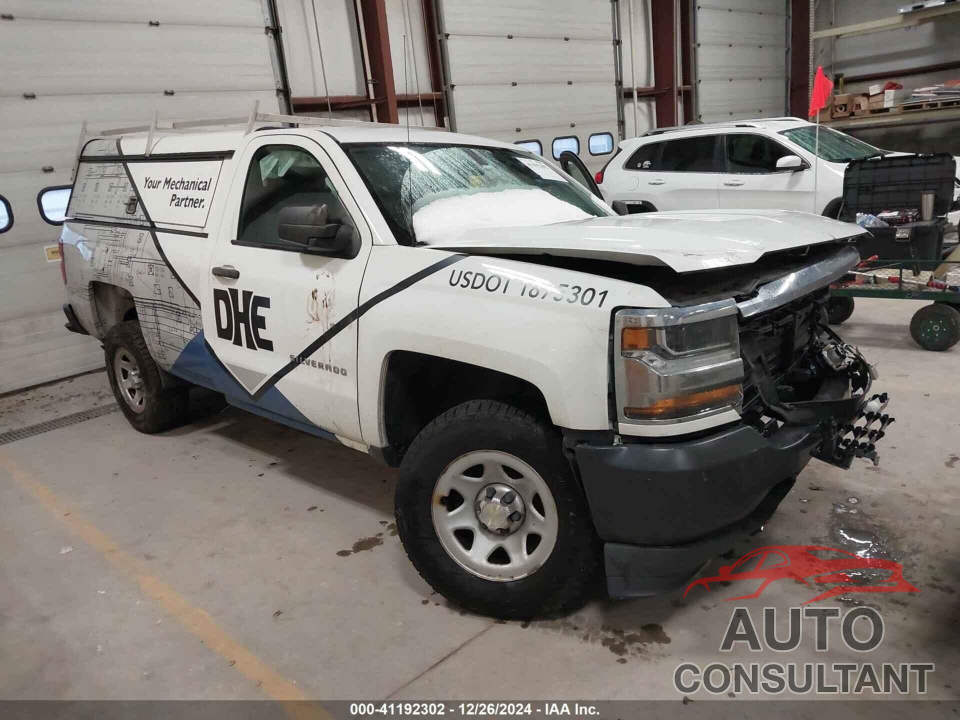CHEVROLET SILVERADO 1500 2018 - 1GCNKNEC5JZ127081