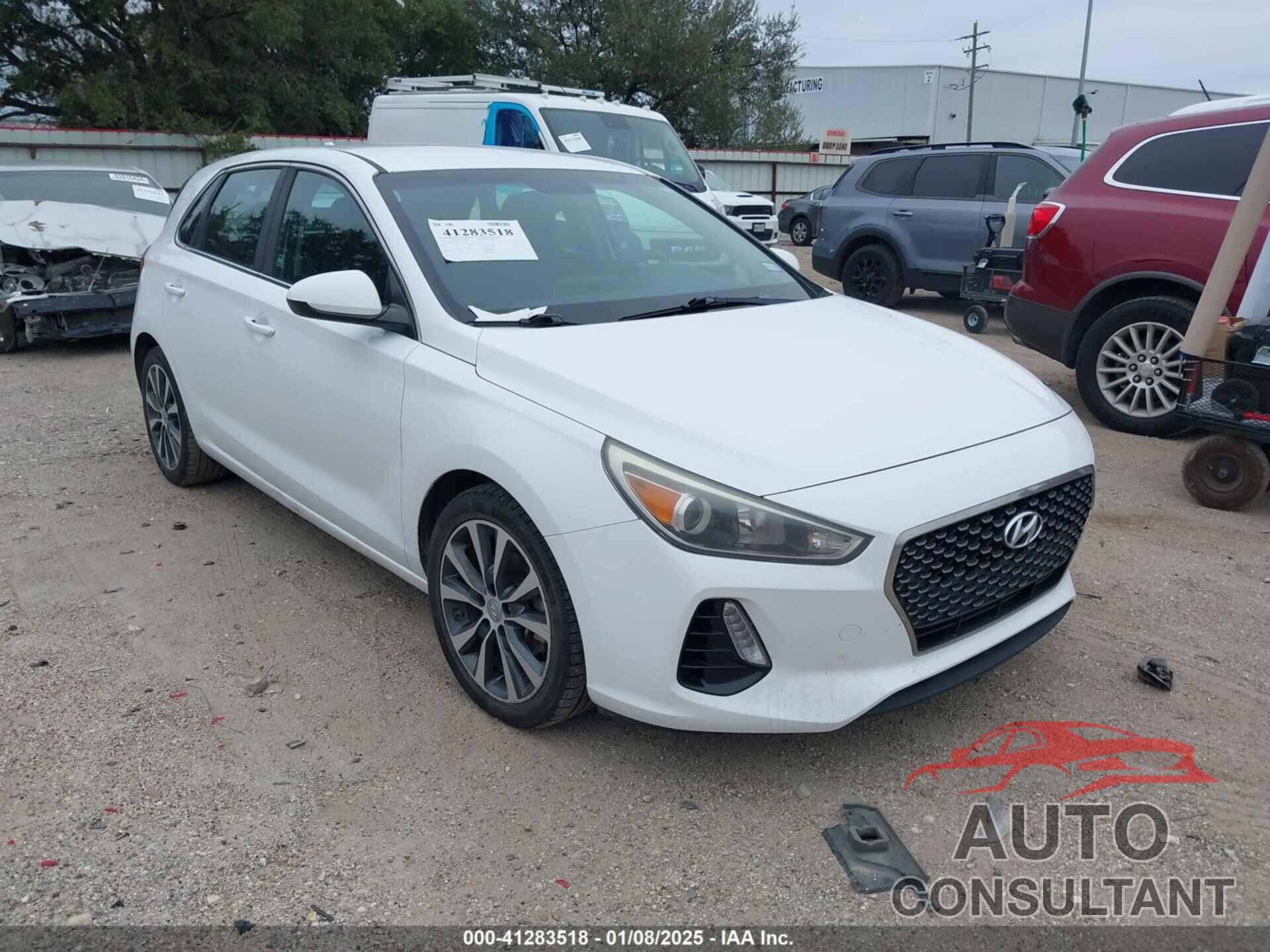 HYUNDAI ELANTRA GT 2019 - KMHH35LE3KU094753