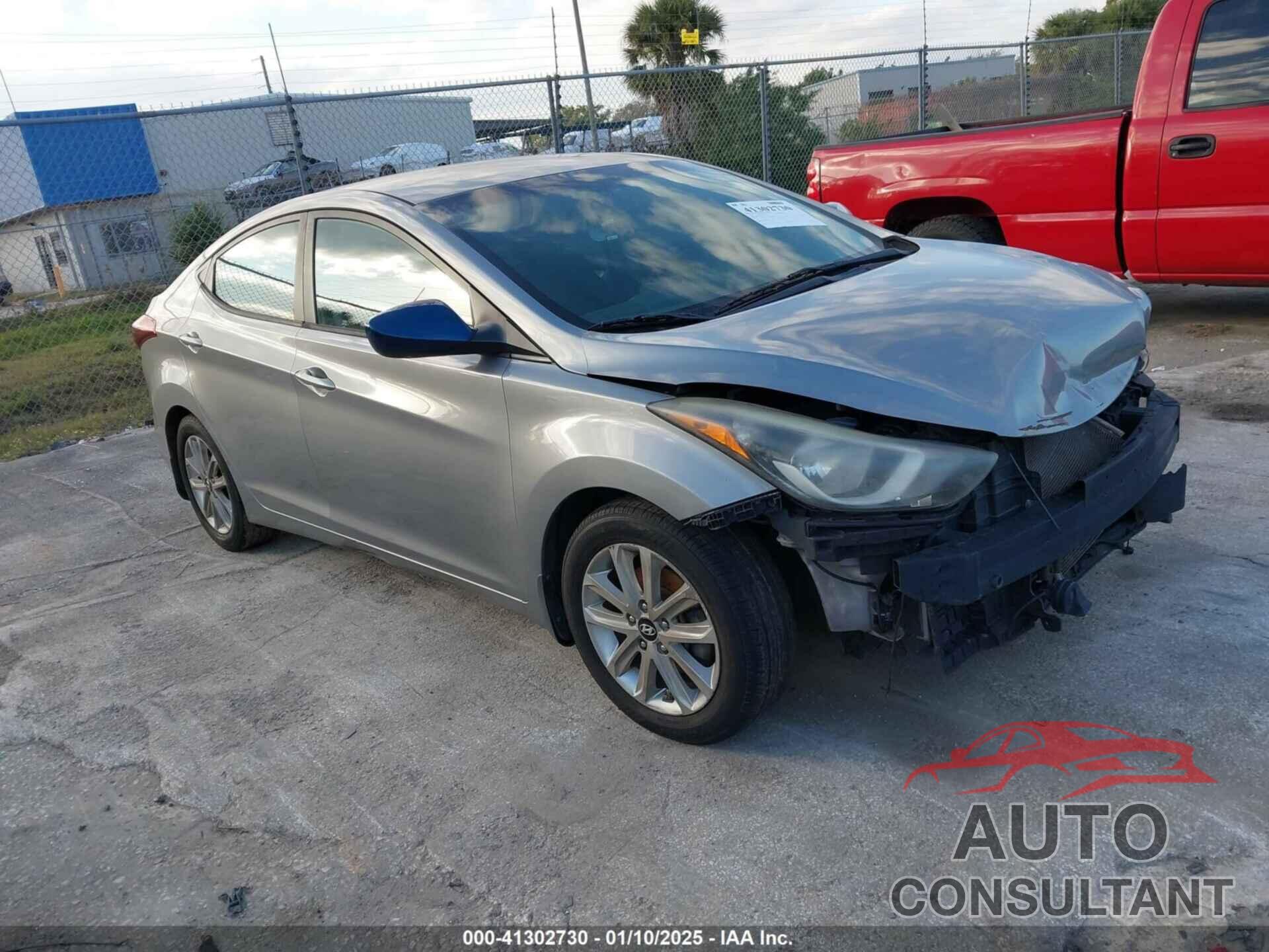 HYUNDAI ELANTRA 2015 - KMHDH4AE4FU351194