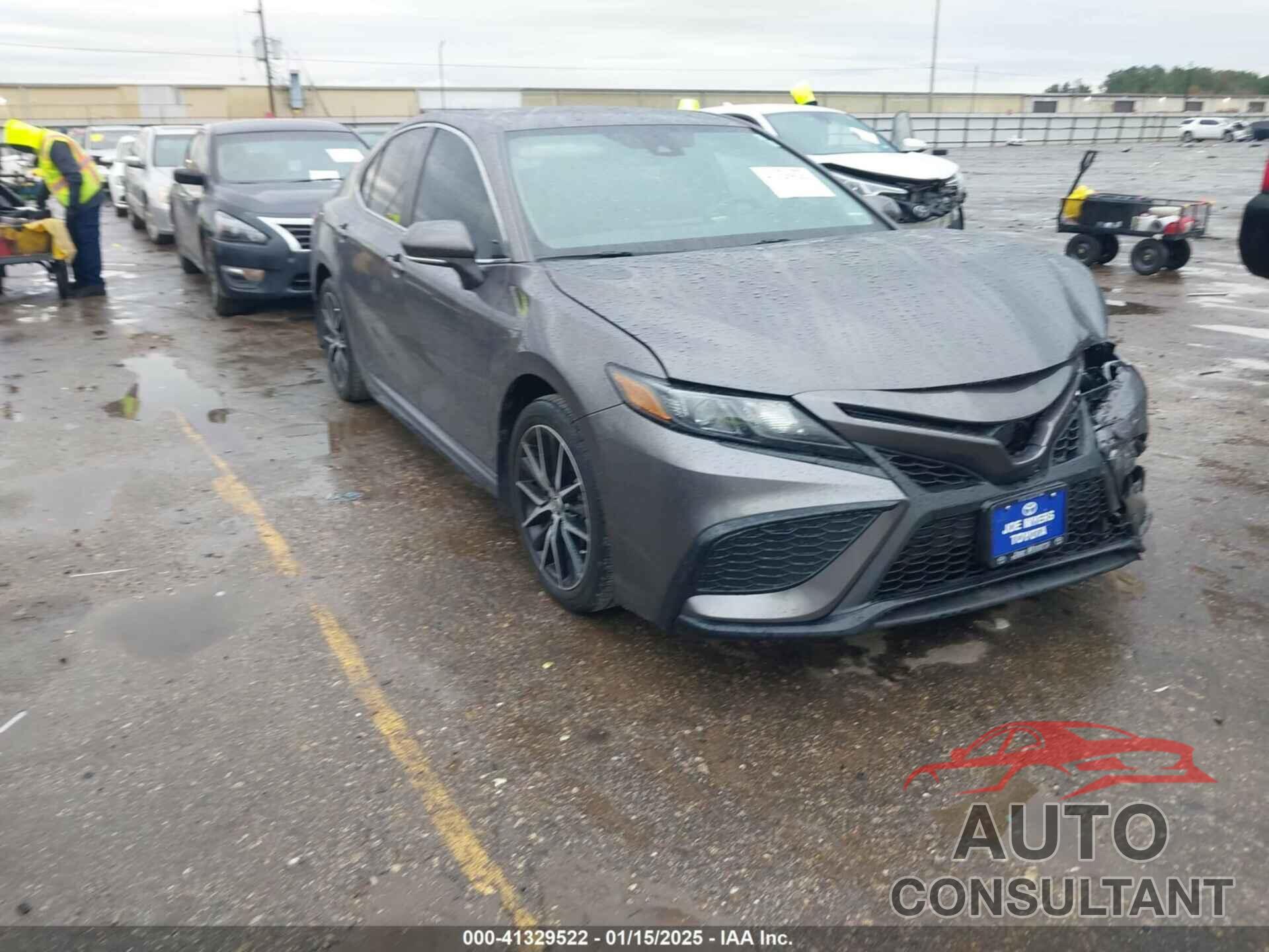TOYOTA CAMRY 2023 - 4T1G11AK8PU754215
