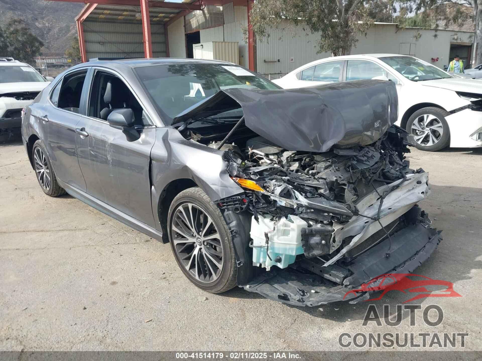 TOYOTA CAMRY 2020 - 4T1G11AKXLU897144