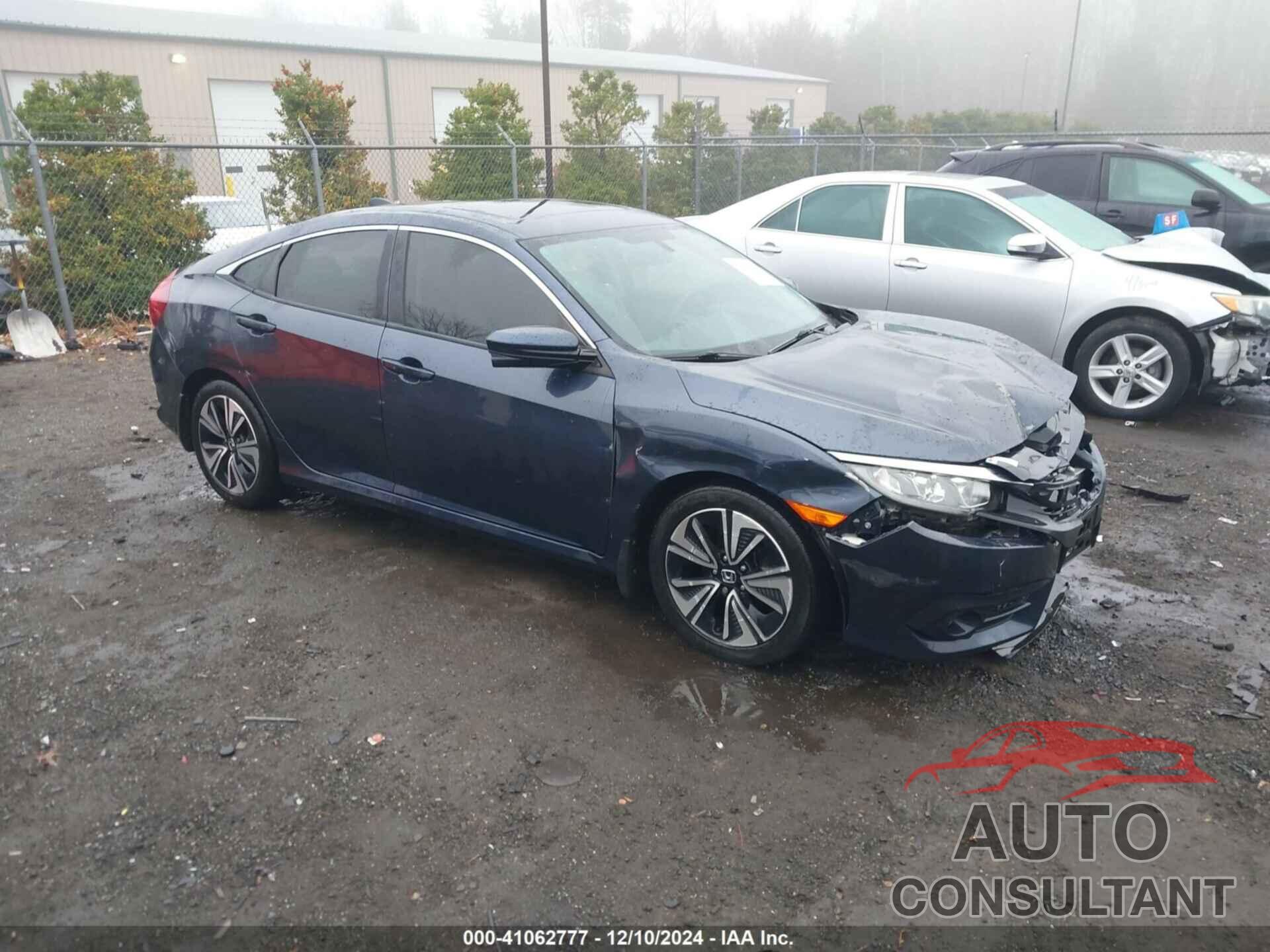 HONDA CIVIC 2018 - JHMFC1F33JX039665