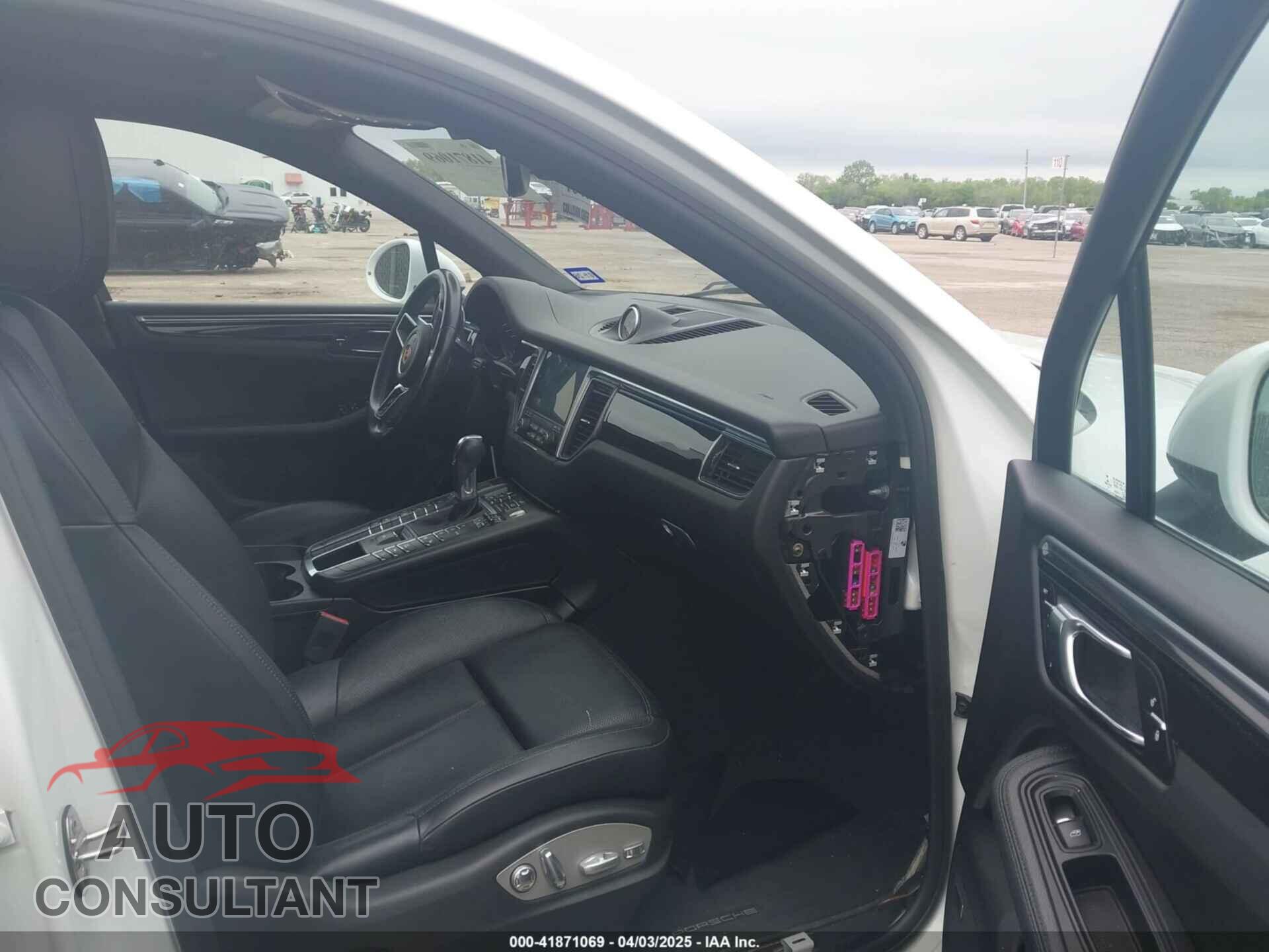 PORSCHE MACAN 2017 - WP1AB2A53HLB17889